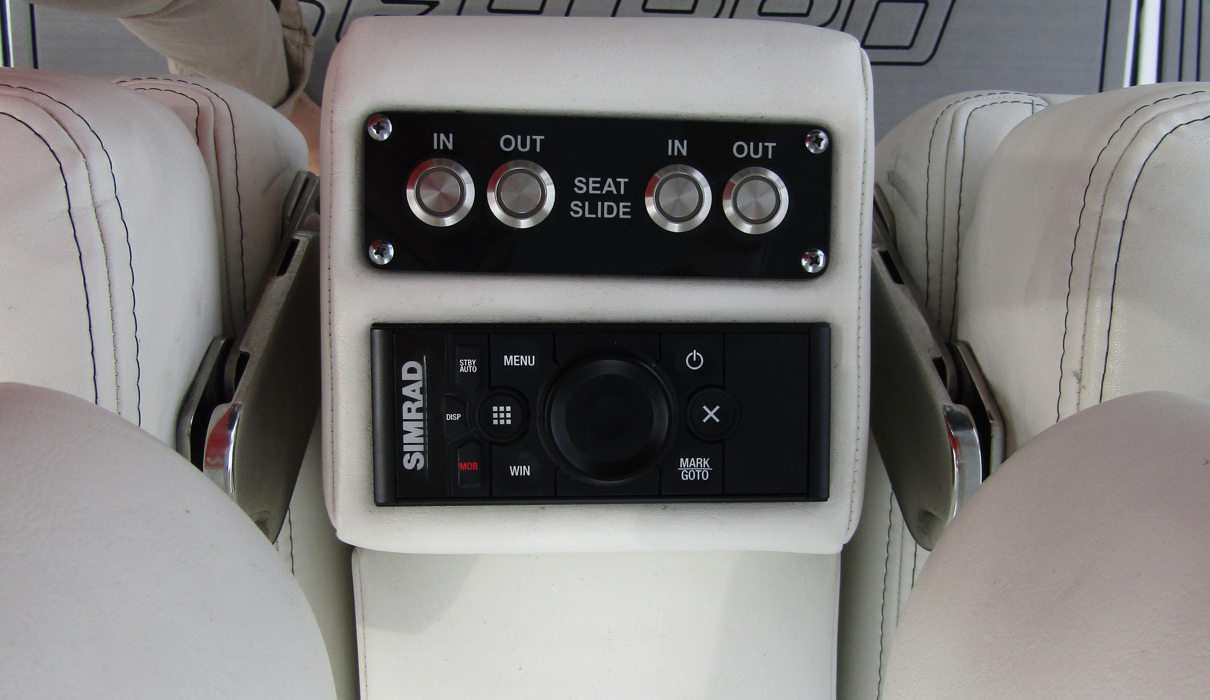 2023-sea-pro-320-dlx-offshore-power-9786971-20250508071100295-1_XLARGE