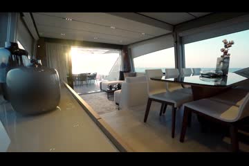 Ferretti Yachts 720 video