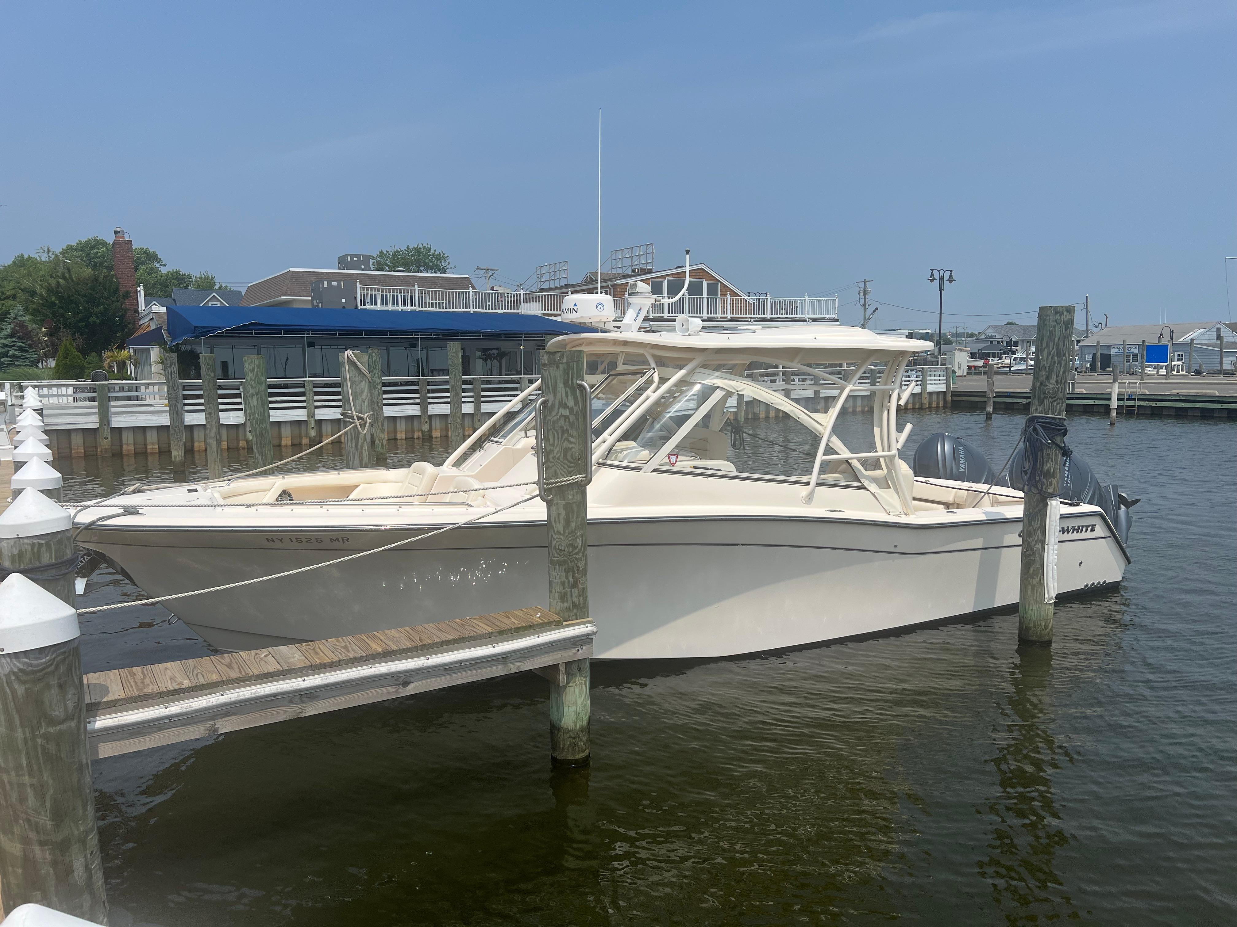 2020-grady-white-freedom-335-power-9416977-20250616053943324-1_XLARGE