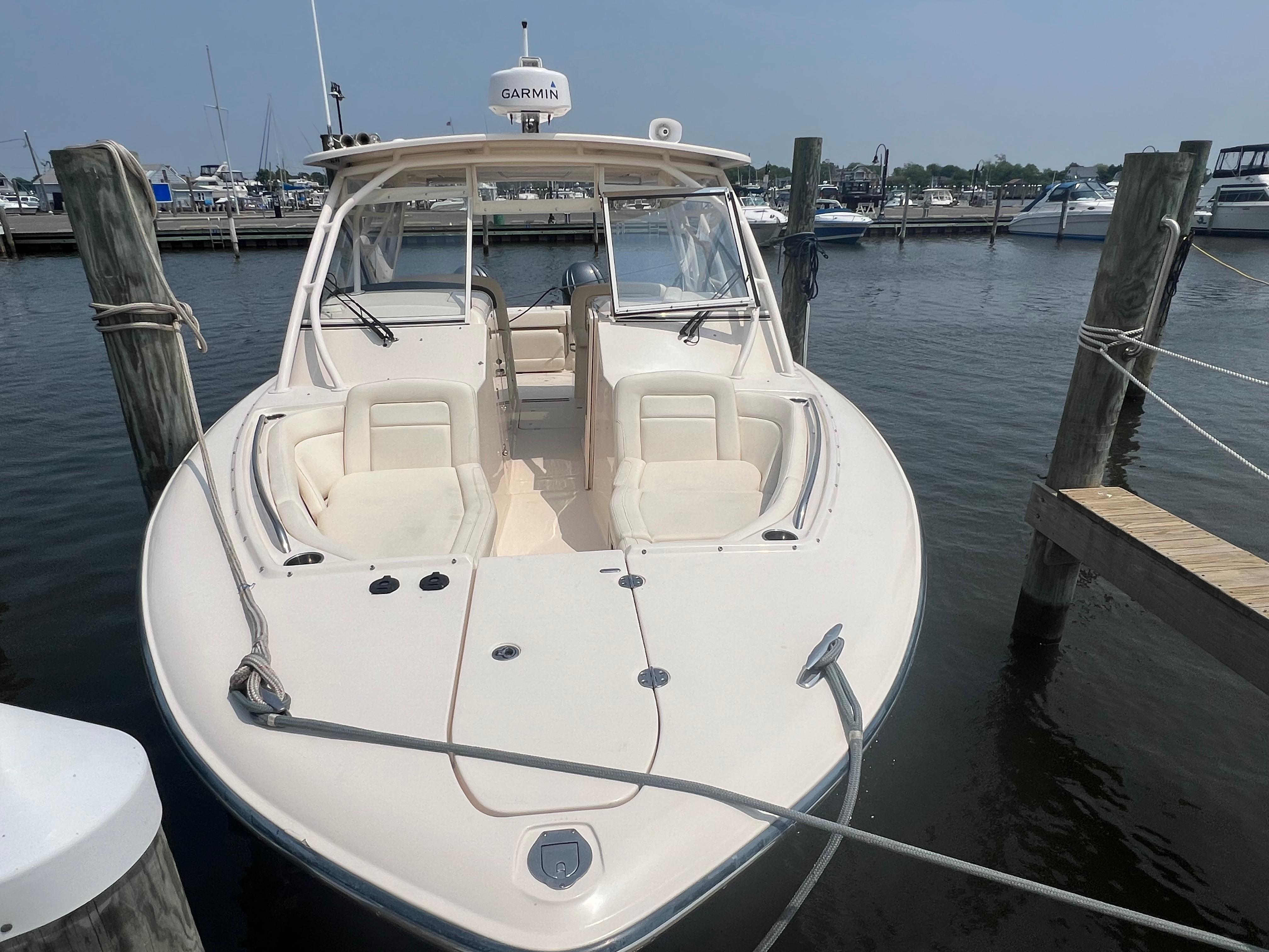 2020-grady-white-freedom-335-power-9416977-20250616053955731-1_XLARGE