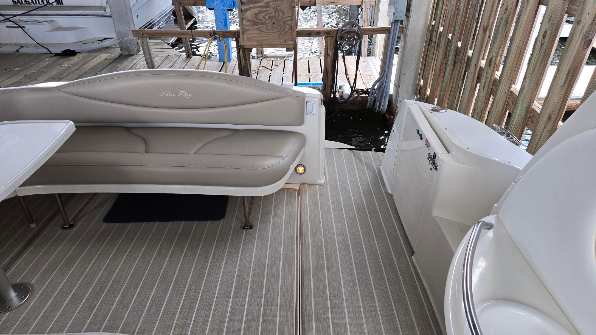 2004-sea-ray-380-sundancer-power-9816980-20250527130231046-1_XLARGE
