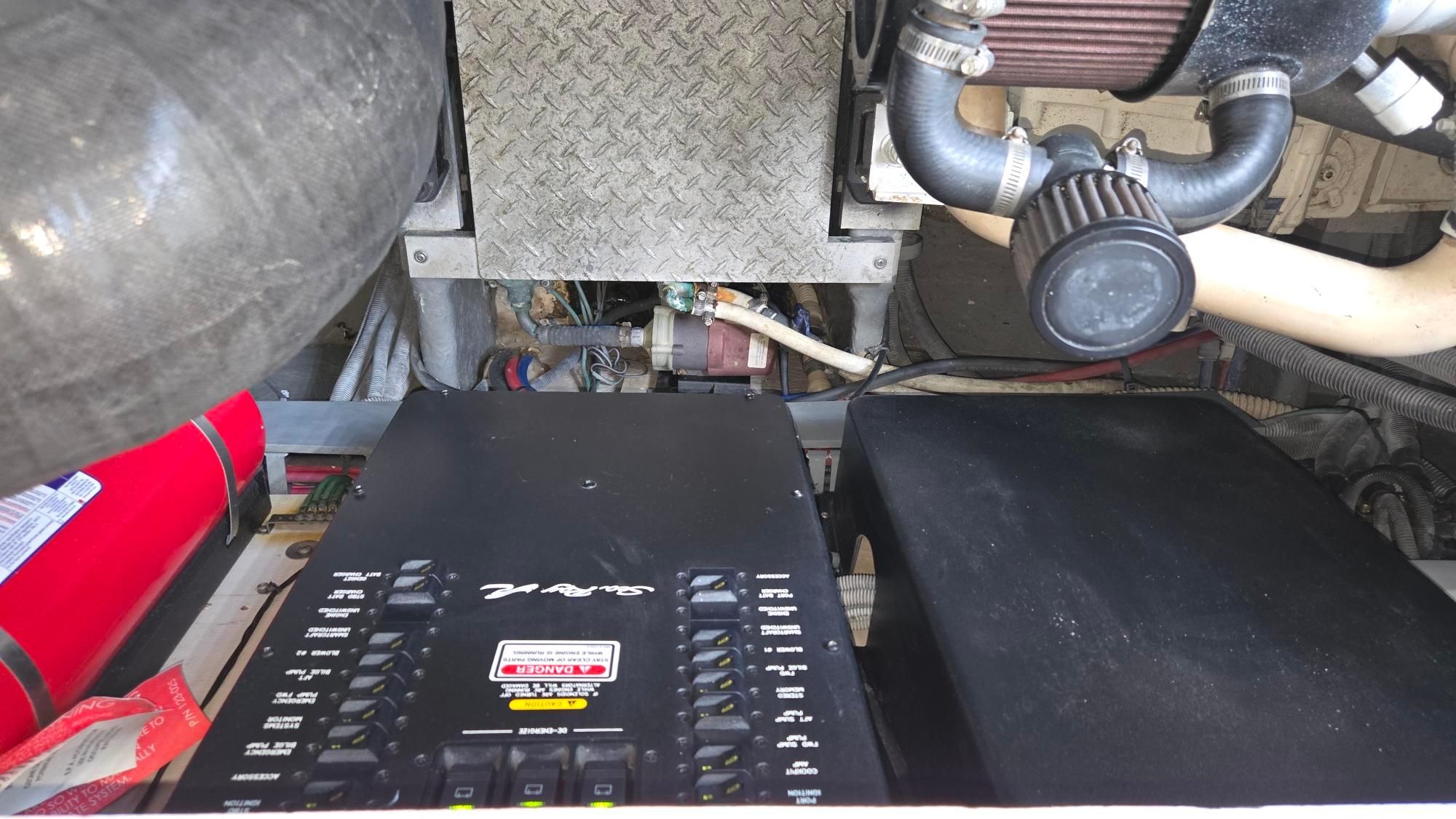 2004-sea-ray-380-sundancer-power-9816980-20250527130250142-1_XLARGE