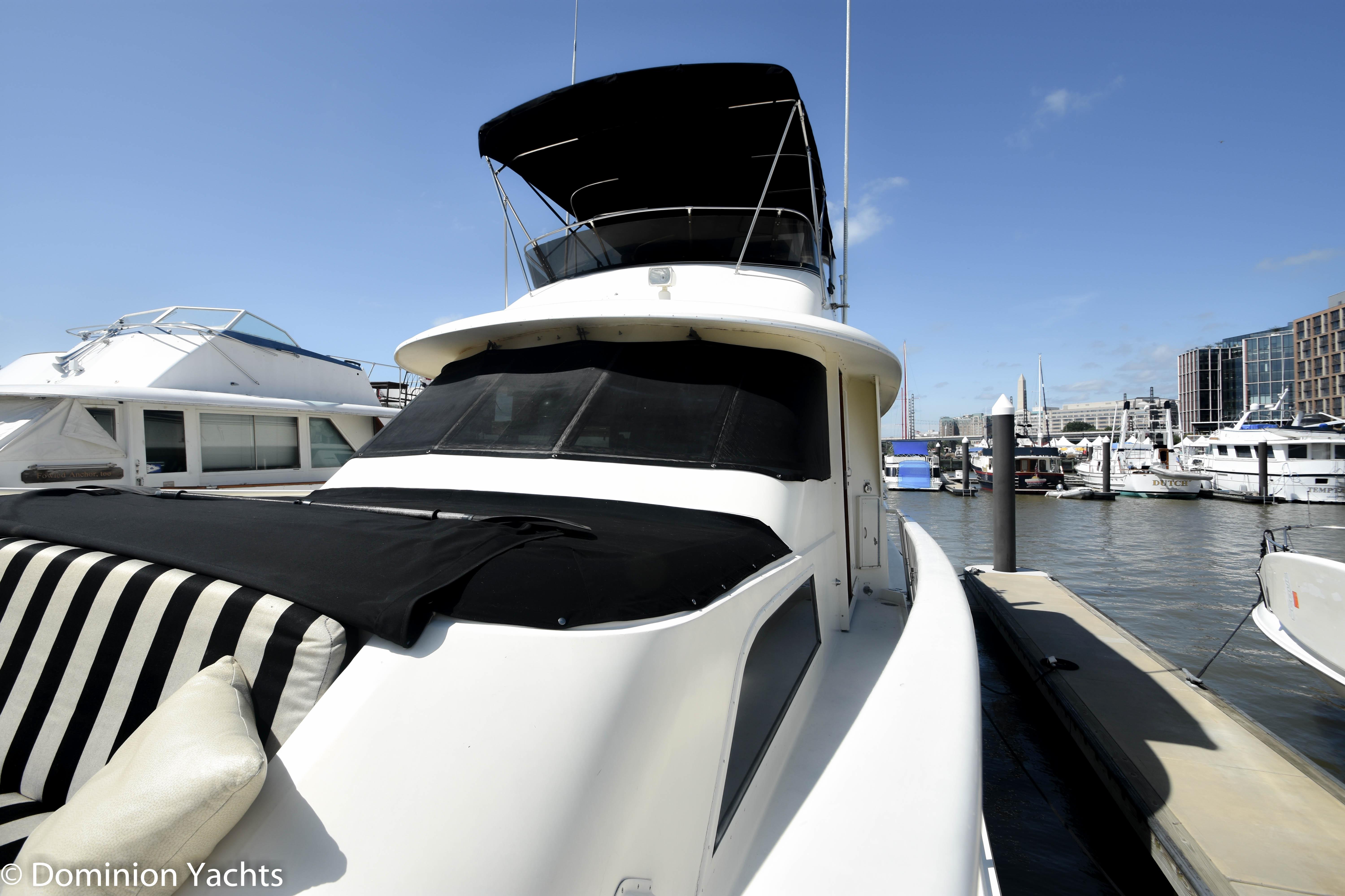 hatteras 58 motor yacht