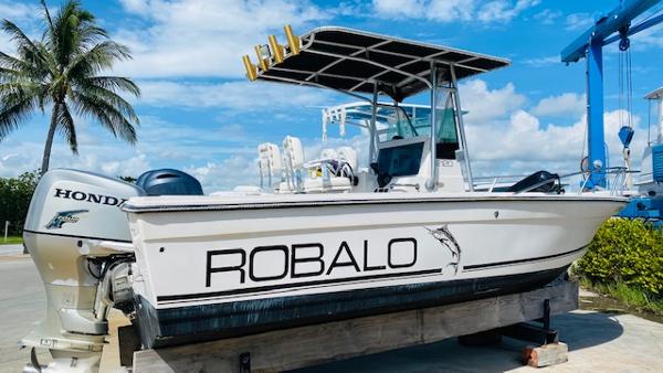 21' Robalo, Listing Number 100893654, - Photo No. 2
