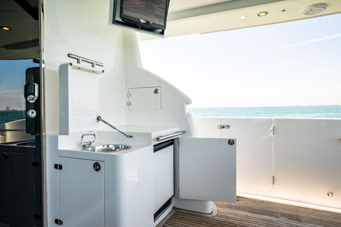 Aft Deck Wet Bar