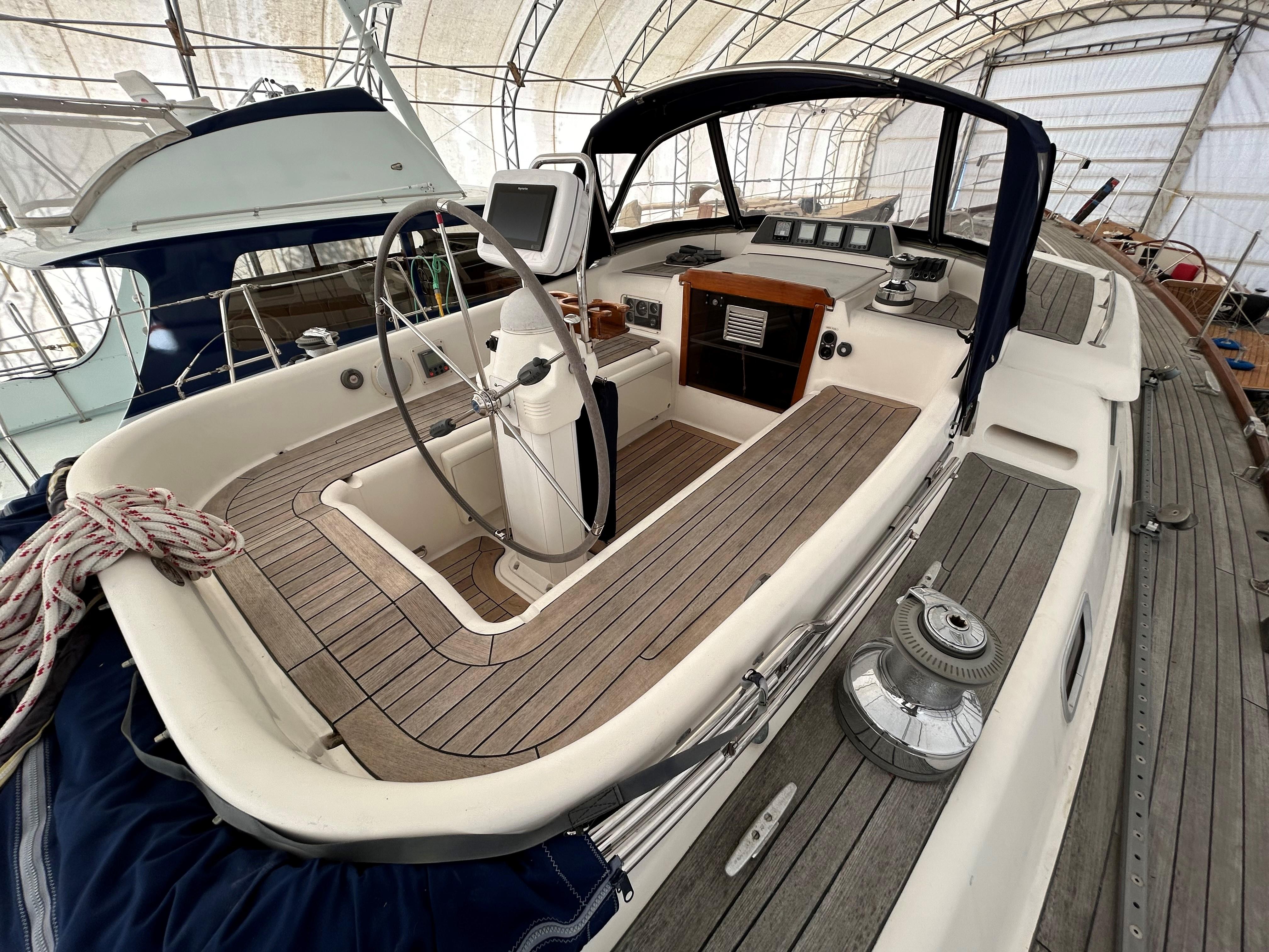 Newport RI Yacht Brokerage