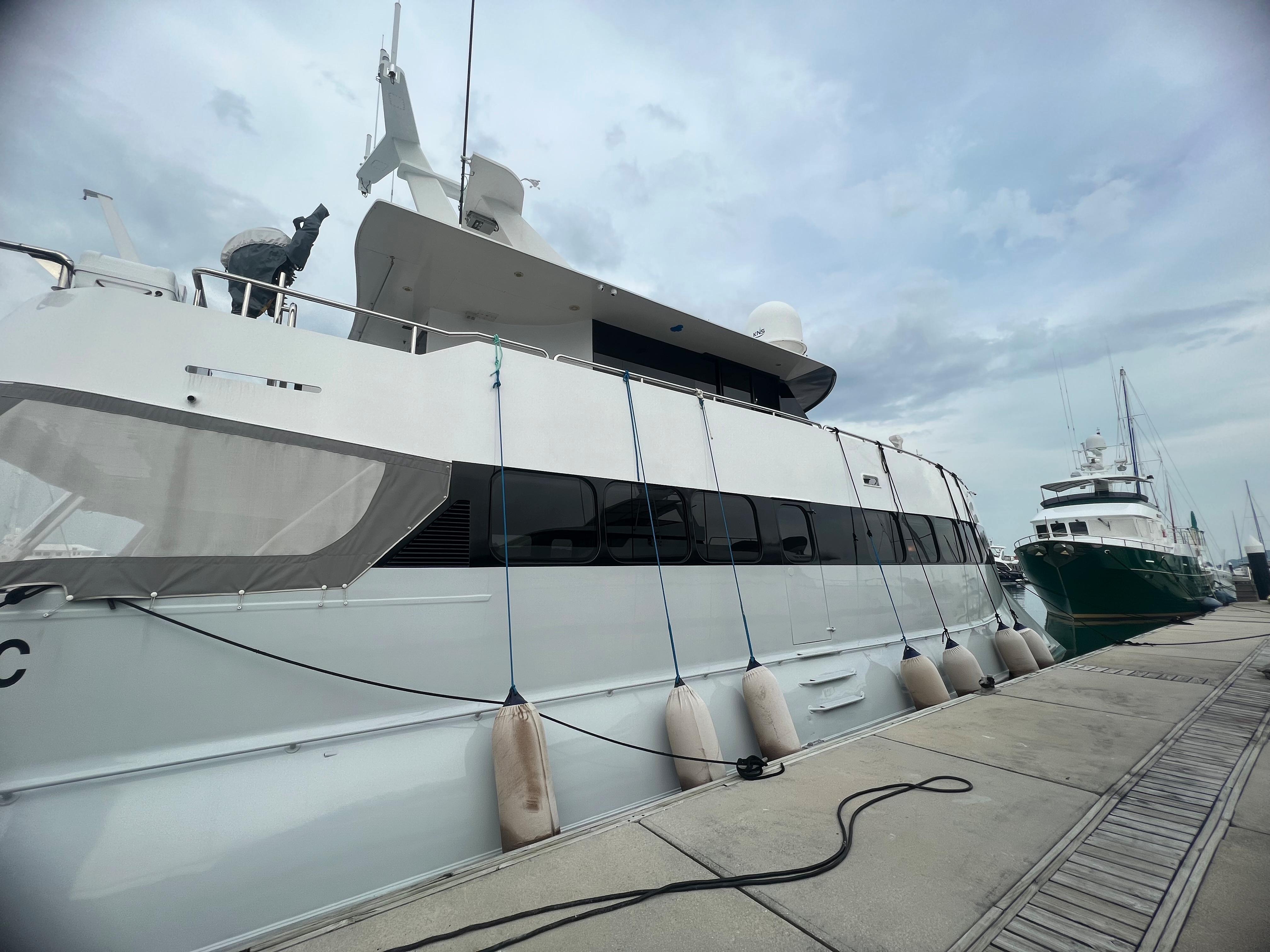 2003 Custom Wave Piercing Catamaran Yacht For Sale - ASIAMARINE