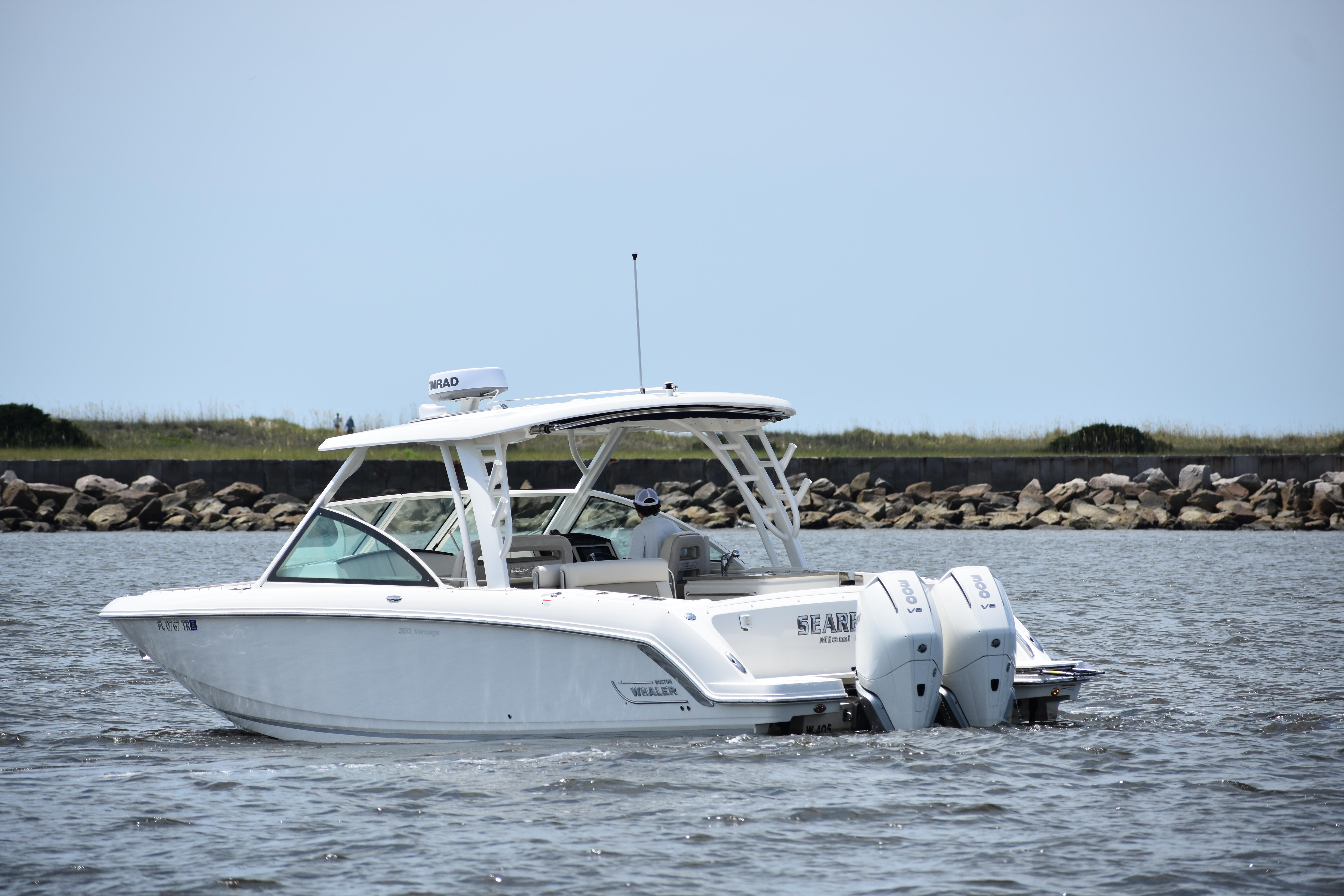 2023-boston-whaler-320-vantage-power-9856995-20250707123349710-1