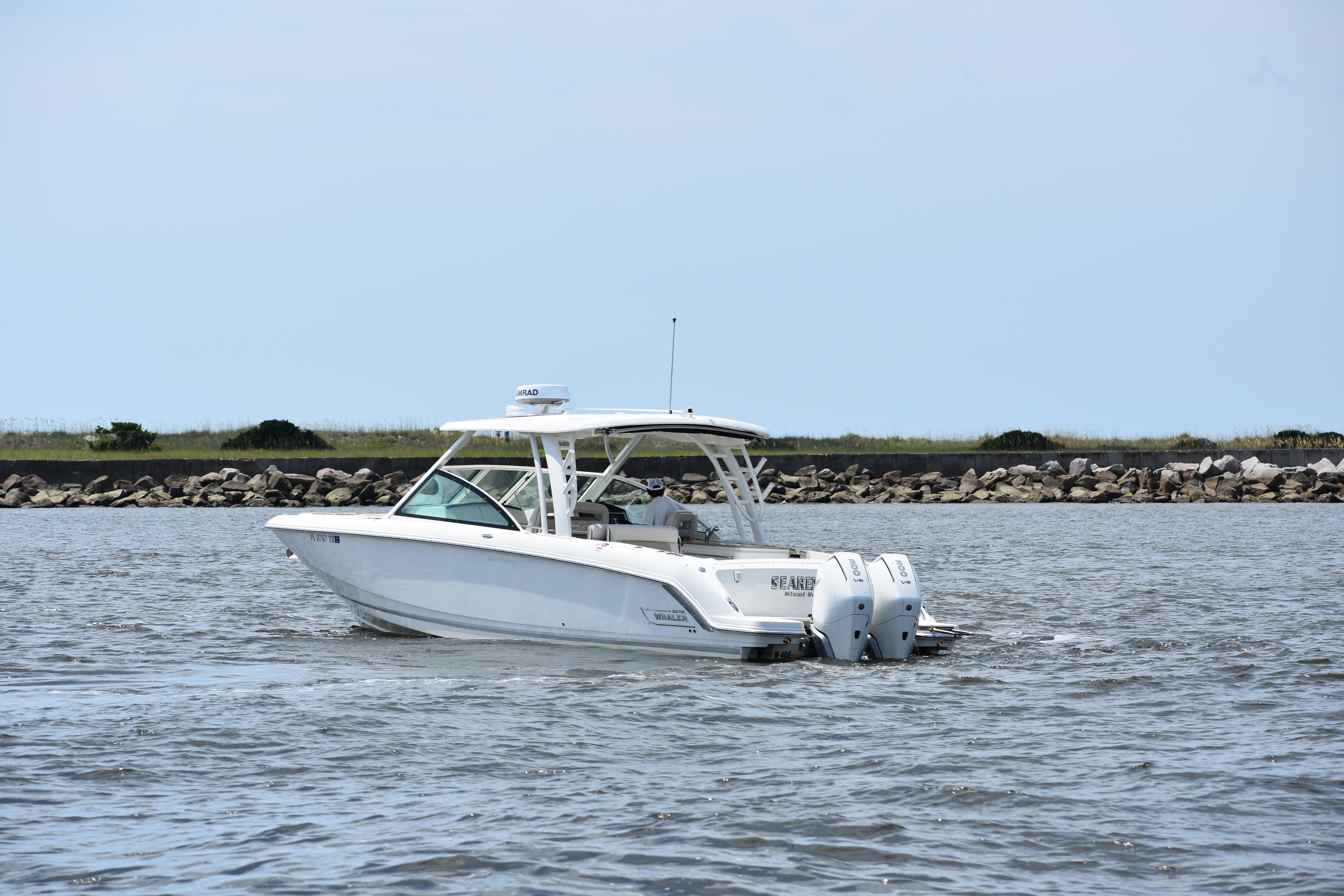 2023-boston-whaler-320-vantage-power-9856995-20250707123354635-1