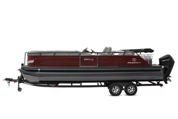 2021 Regency boat for sale, model of the boat is 250 LE3 Sport & Image # 20 of 86