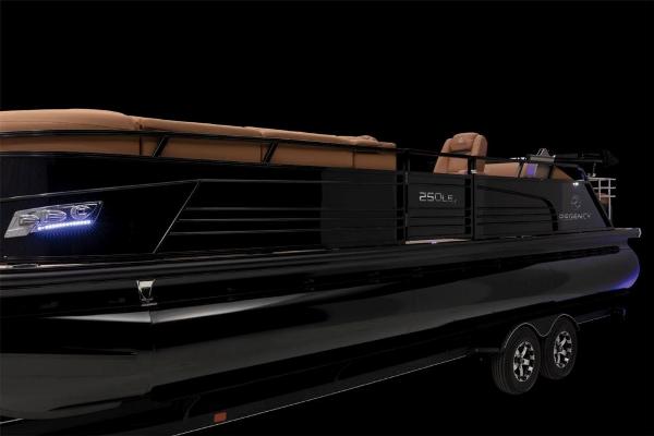 2021 Regency boat for sale, model of the boat is 250 LE3 Sport & Image # 48 of 86
