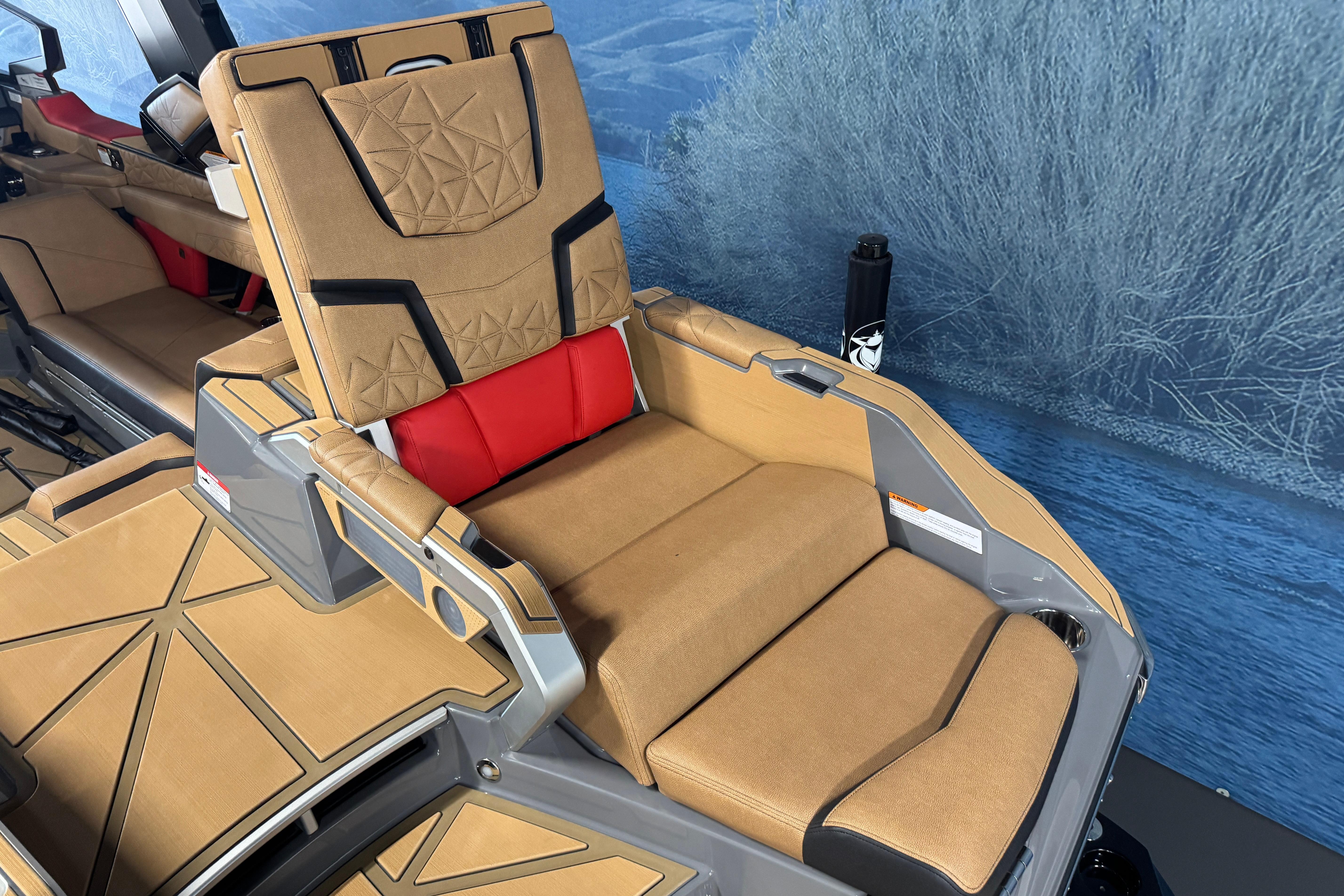 2026 Nautique Super Air Nautique G25 Paragon #N051H inventory image at Sun Country Marine Group, Irvine