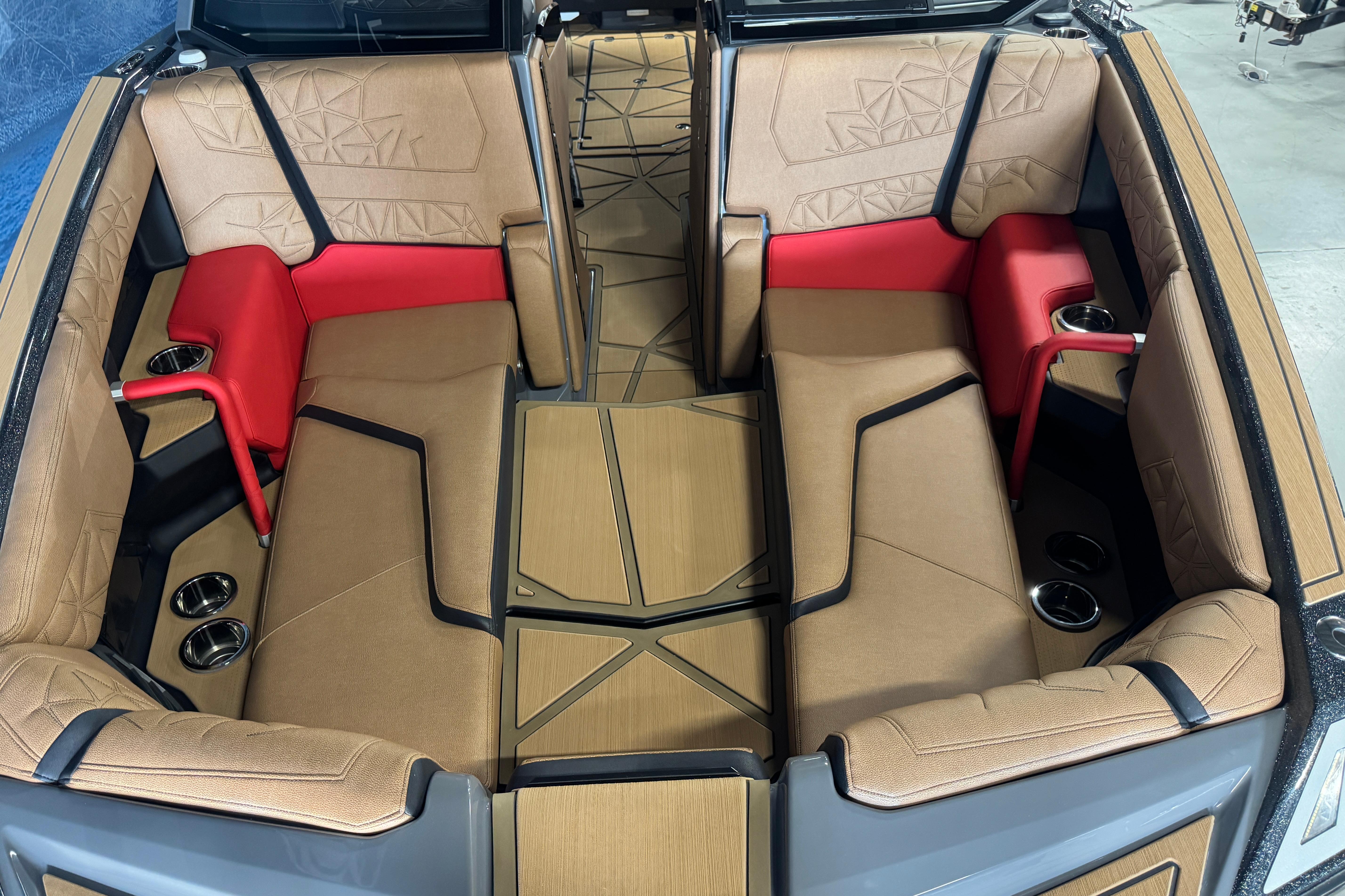 2026 Nautique Super Air Nautique G25 Paragon #N051H inventory image at Sun Country Marine Group, Irvine