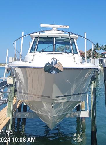 28' Boston Whaler, Listing Number 100916695, Image No. 41
