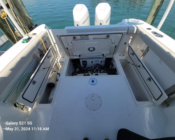 28' Boston Whaler, Listing Number 100916695, Image No. 36
