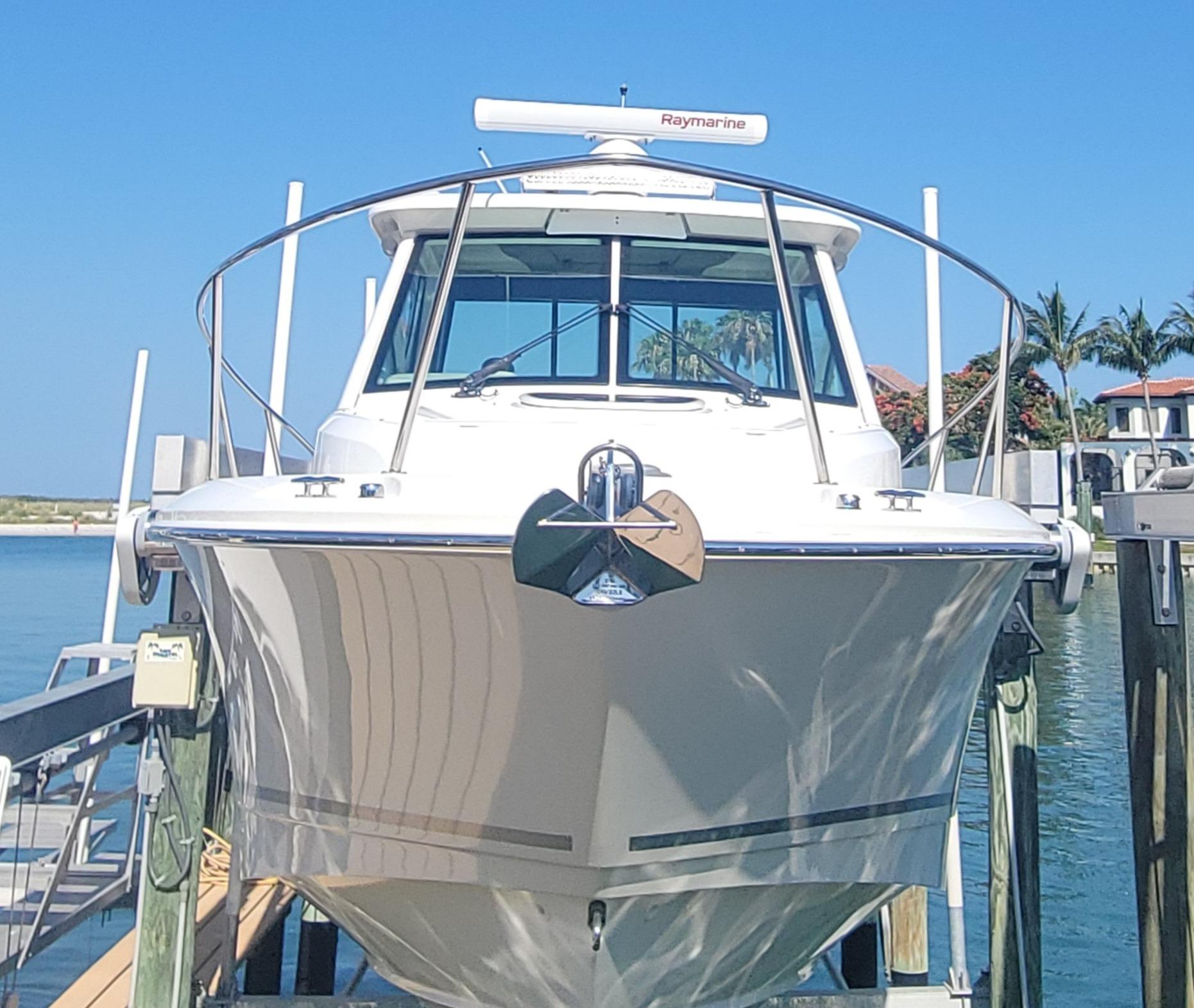 2021-boston-whaler-285-conquest-power-9410721-20250506071853628-1_XLARGE