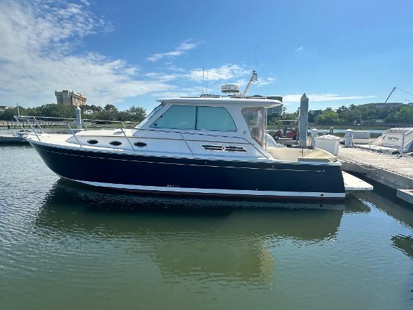 Photo of 2013 Back Cove 34'