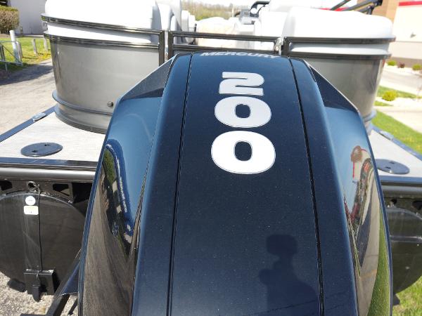 2021 Regency boat for sale, model of the boat is 230 DL3 & Image # 12 of 12