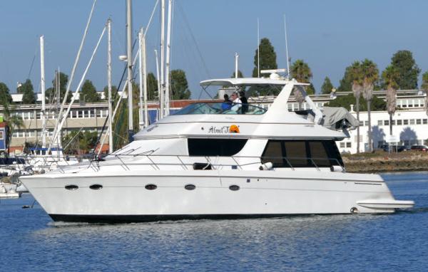 53' Carver 530 Voyager Pilothouse