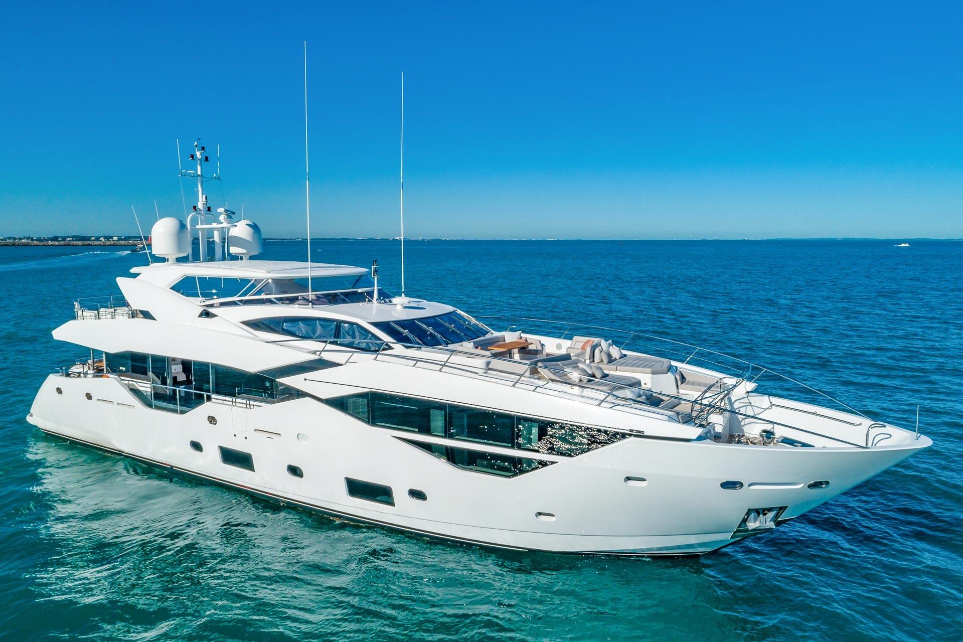 2019 Sunseeker 116 yacht