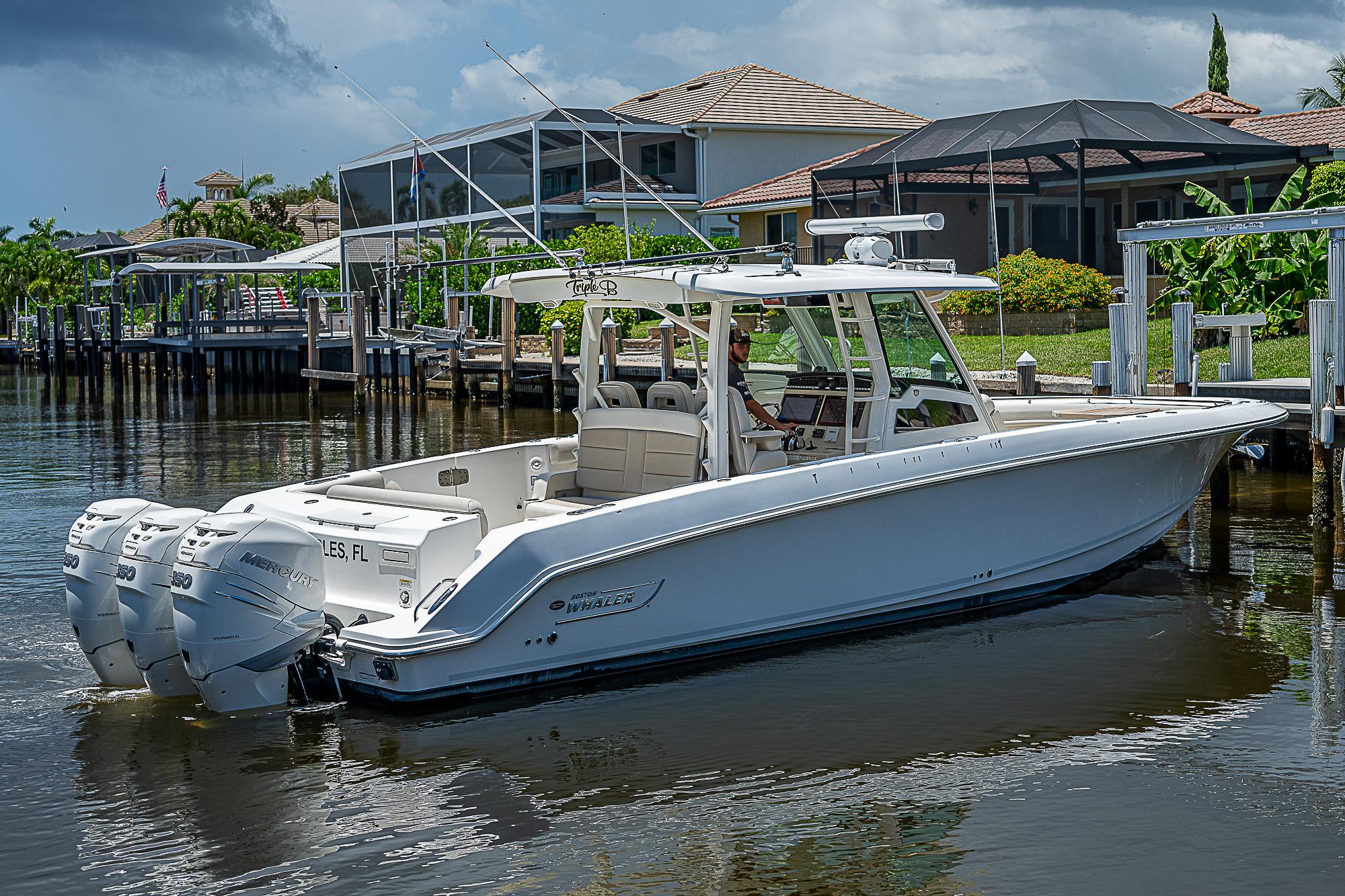 2018 Boston Whaler