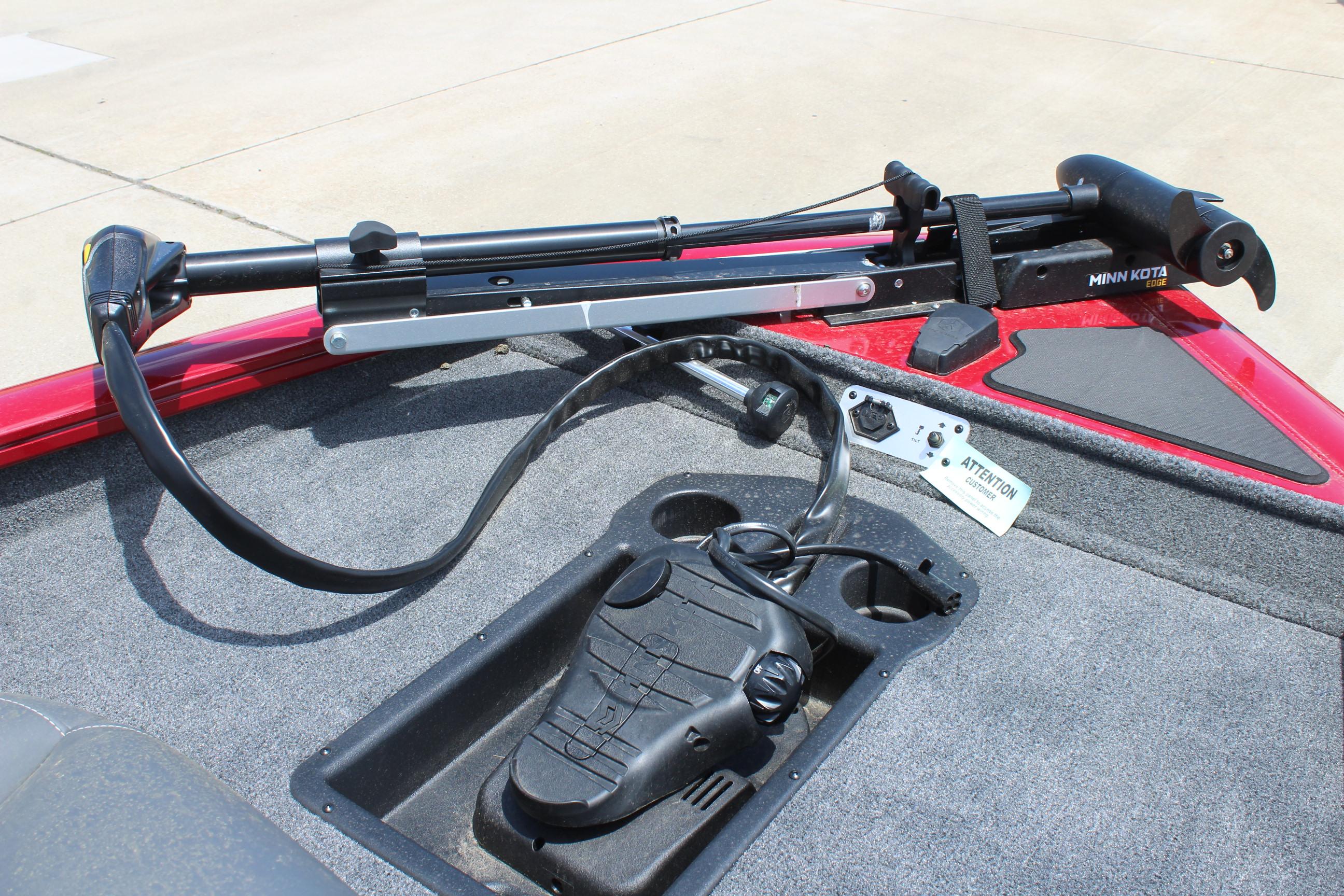 2025 Tracker Pro Team 175 boat with Minn Kota trolling motor and foot pedal control.