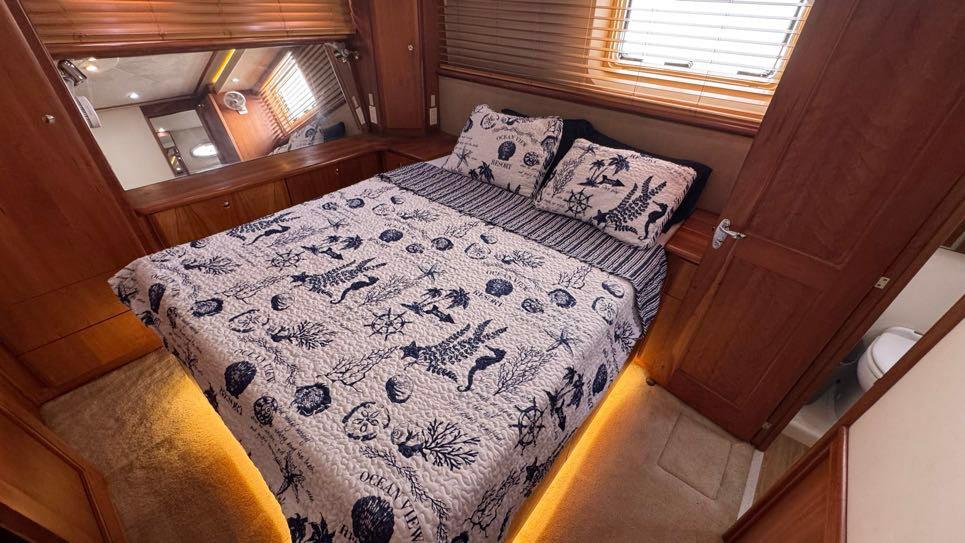 2003-silverton-453-motor-yacht-power-9820749-981509960-0-060620251237-48