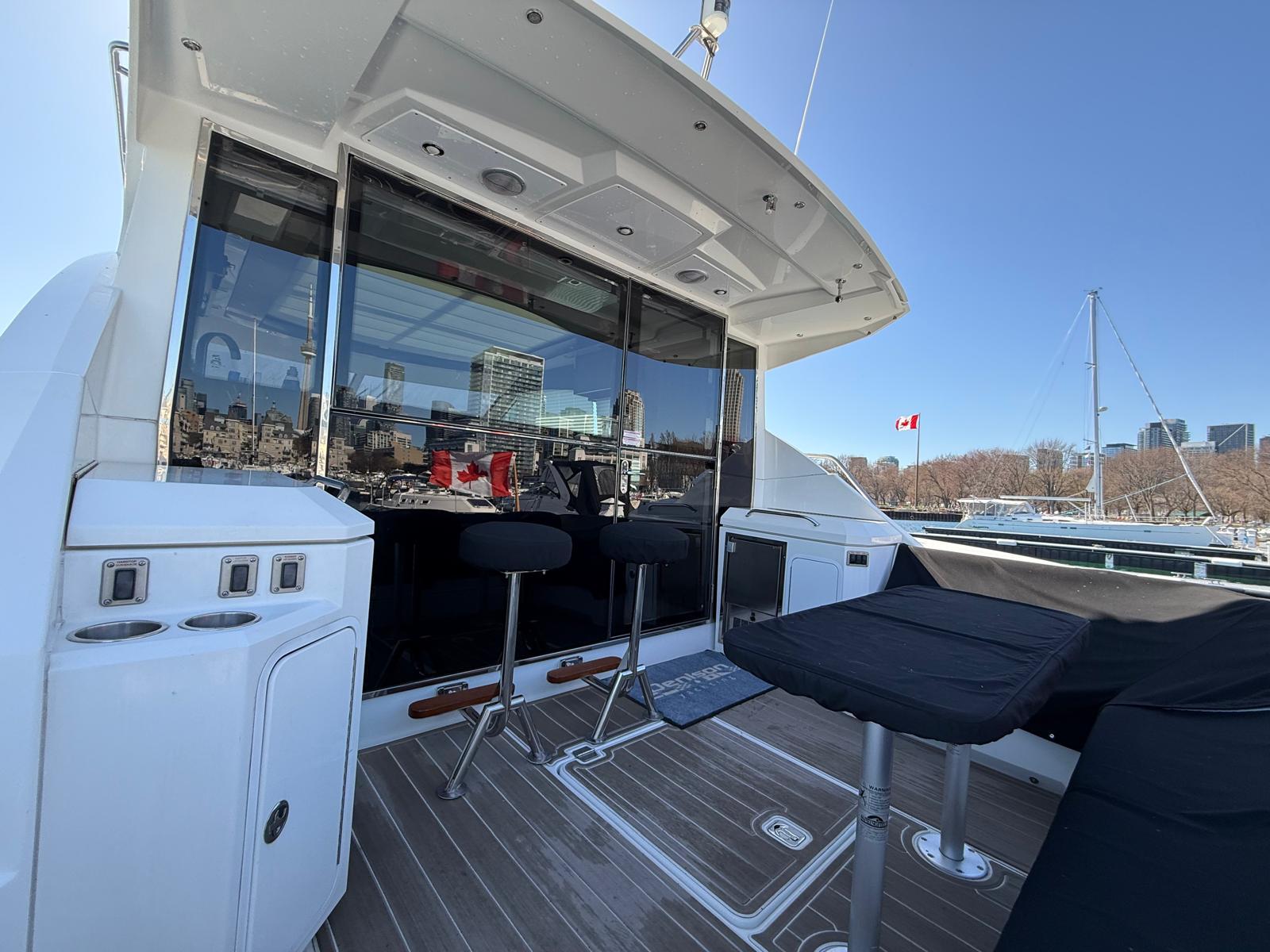 2017-cruisers-yachts-45-cantius-power-9780755-20250503012128360-1_XLARGE