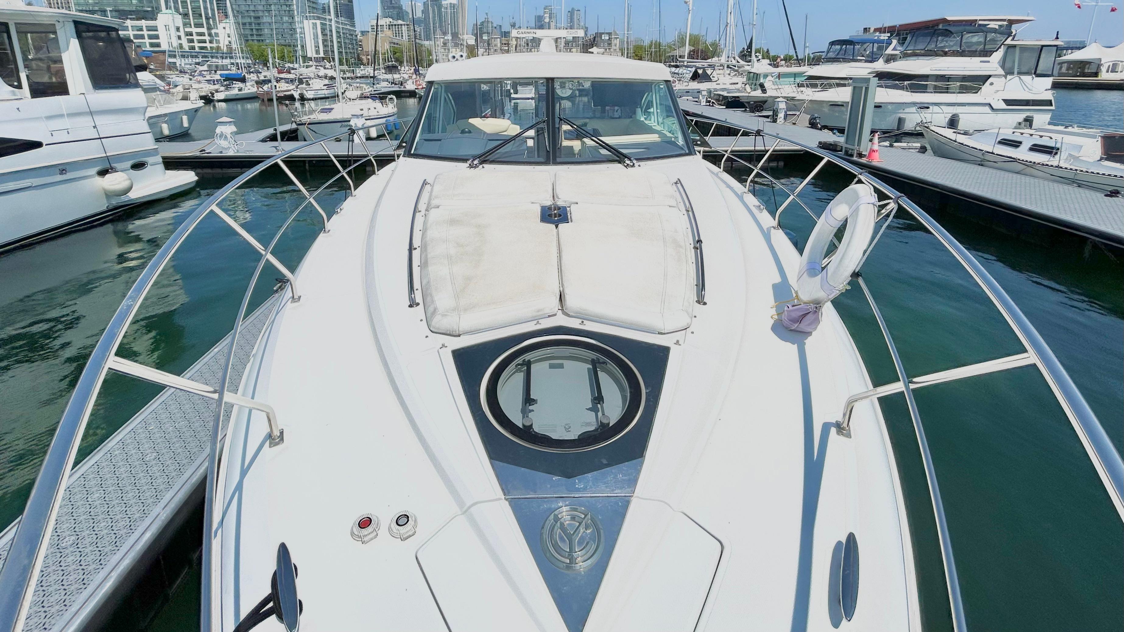 2017-crusiers-yachts-45-cantius-power-9780755-20250503010022386-1_XLARGE