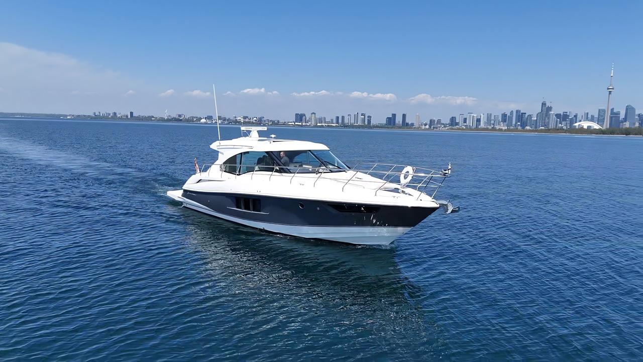 2017-crusiers-yachts-45-cantius-power-9780755-20250503010047575-1_XLARGE