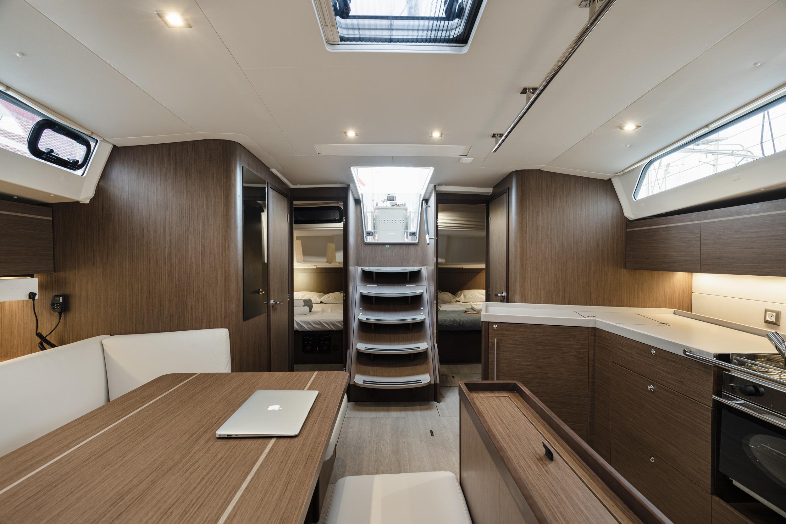 Yacht Photos Pics