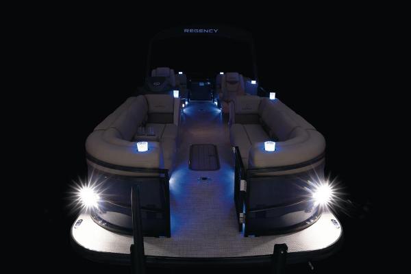 2021 Regency boat for sale, model of the boat is 250 LE3 & Image # 26 of 76