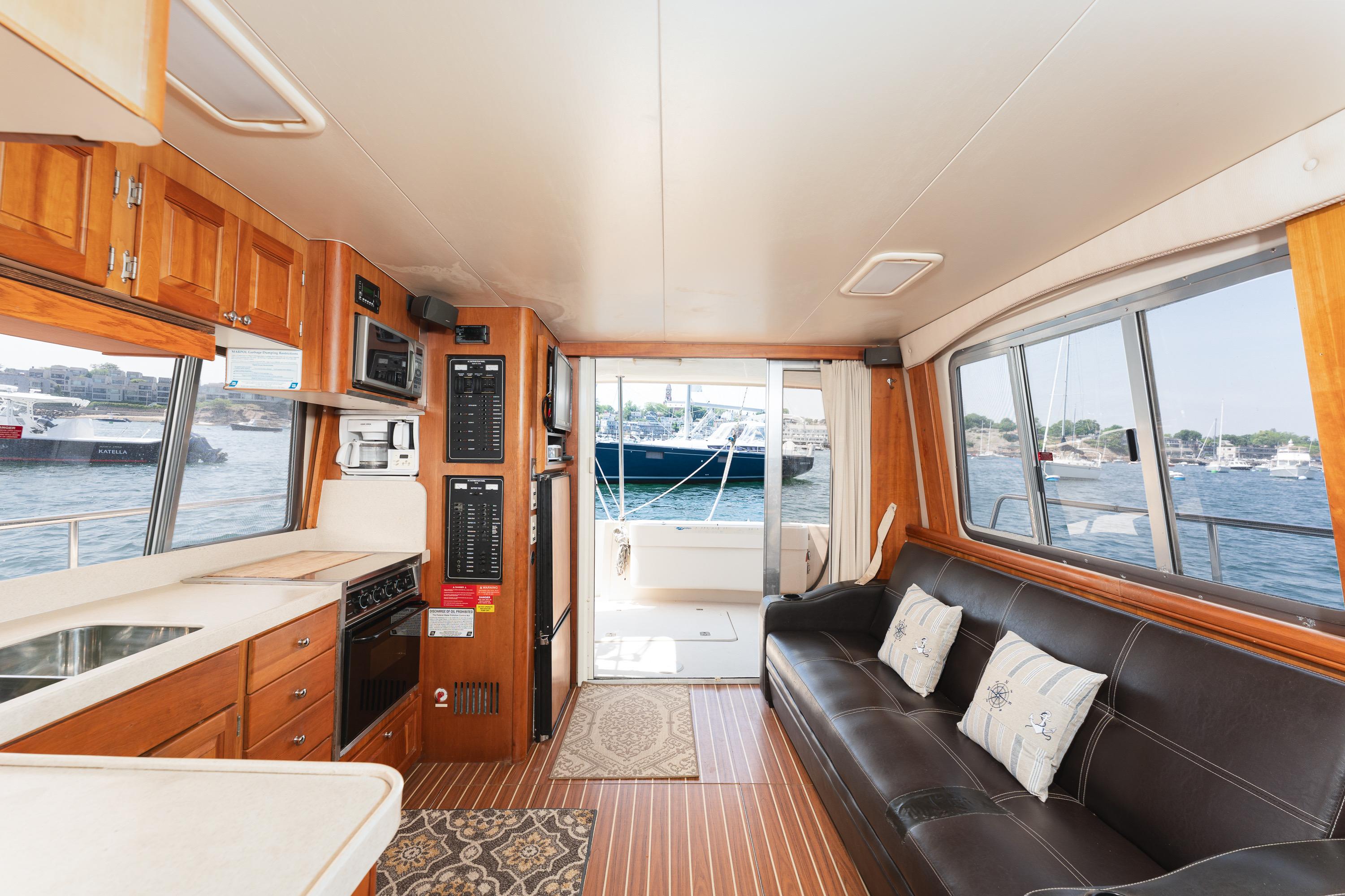 2005-mainship-400-trawler-power-9850759-20250624124900959-1