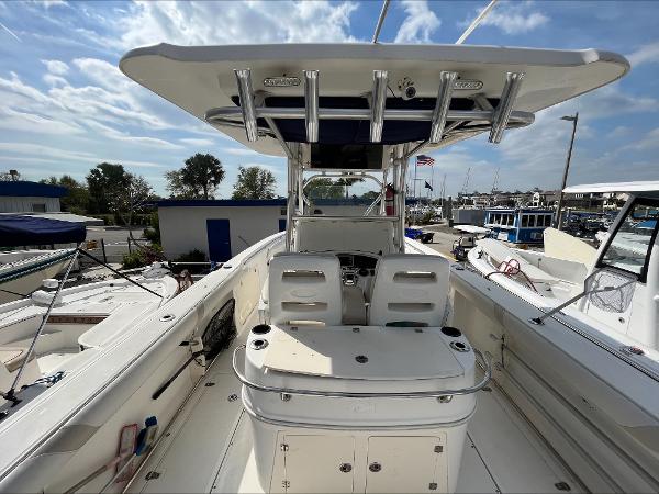 32' Boston Whaler, Listing Number 100906176, - Photo No. 8