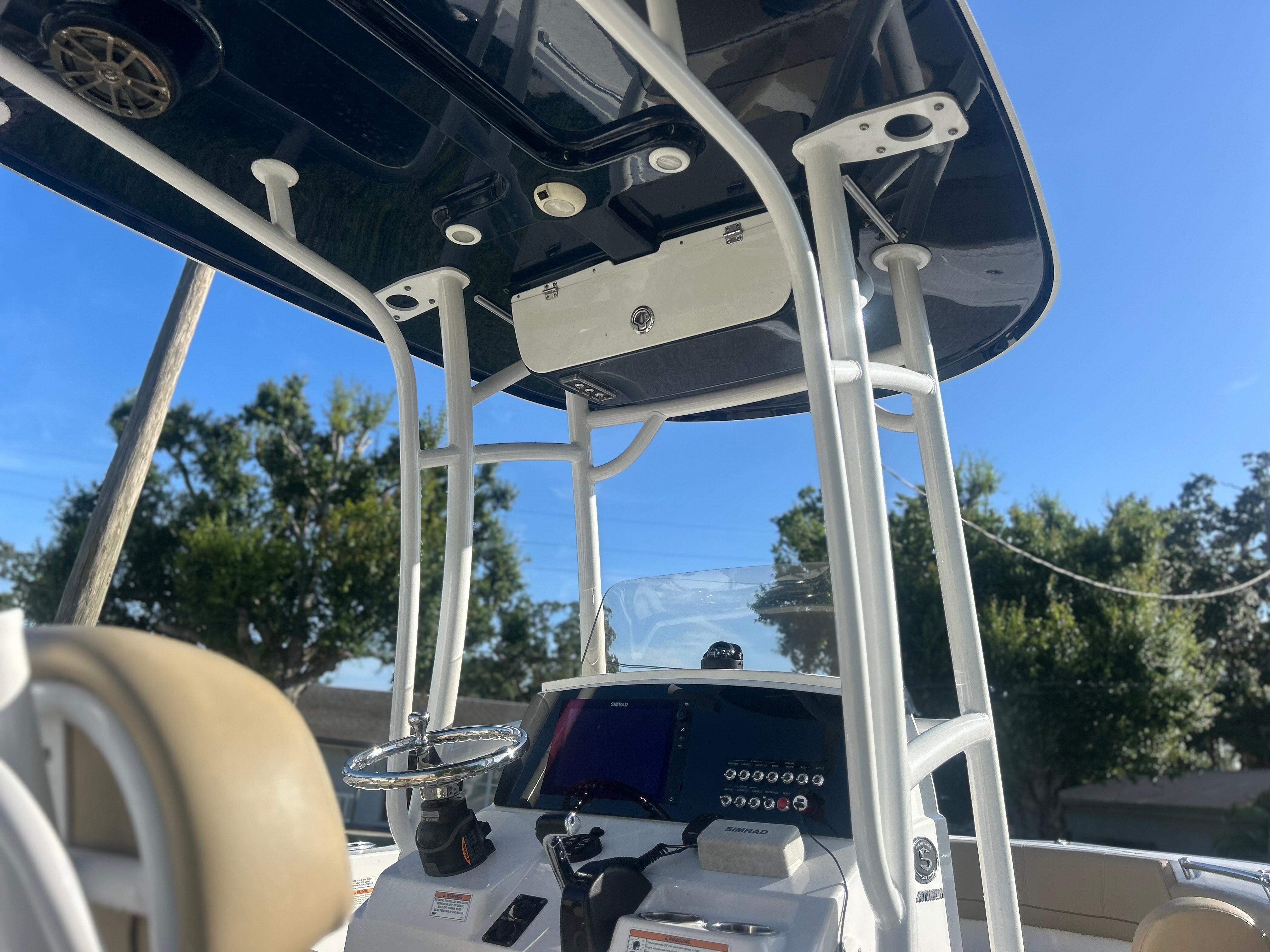 2017 Sportsman Heritage 231 Center Console-9