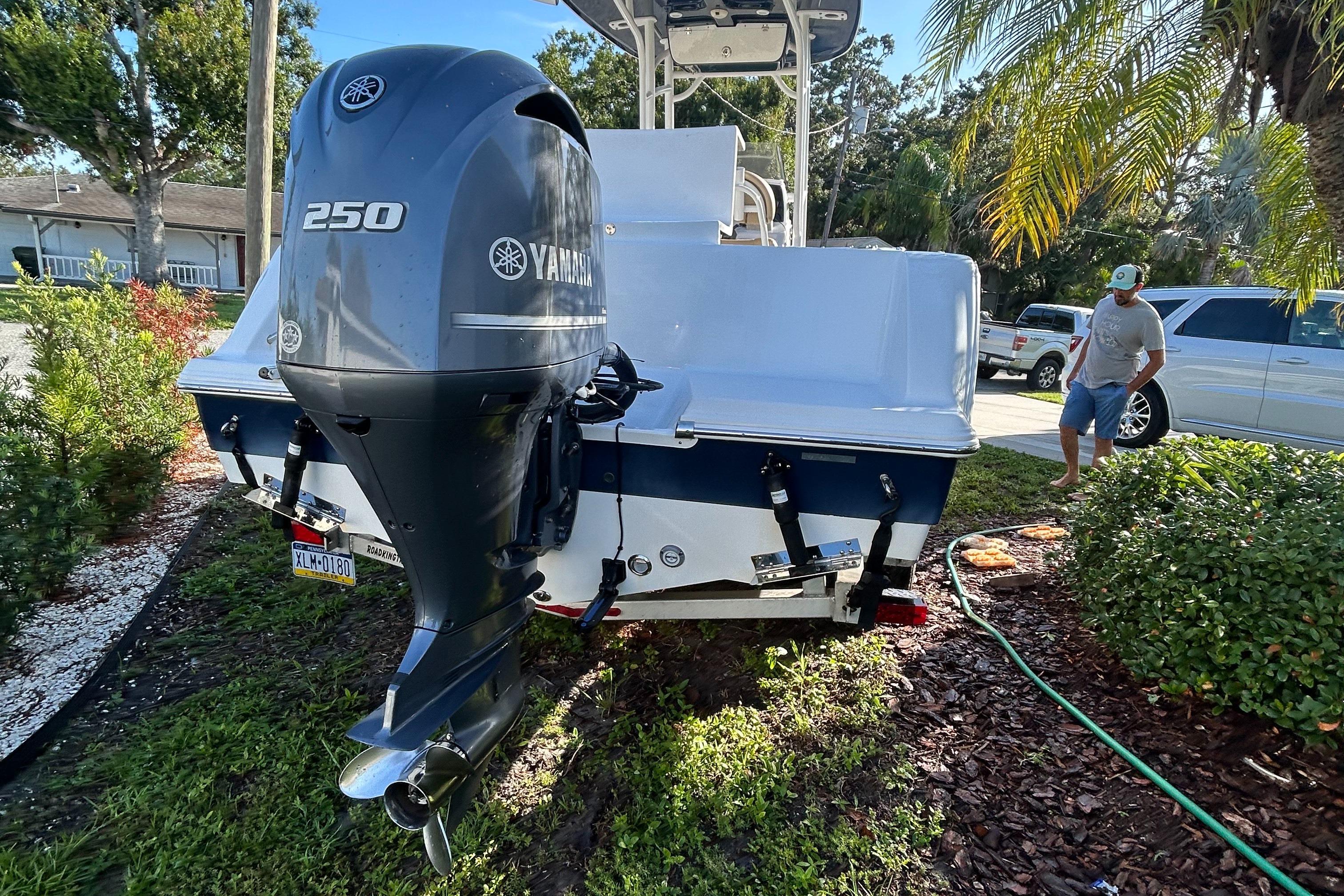 2017 Sportsman Heritage 231 Center Console-3