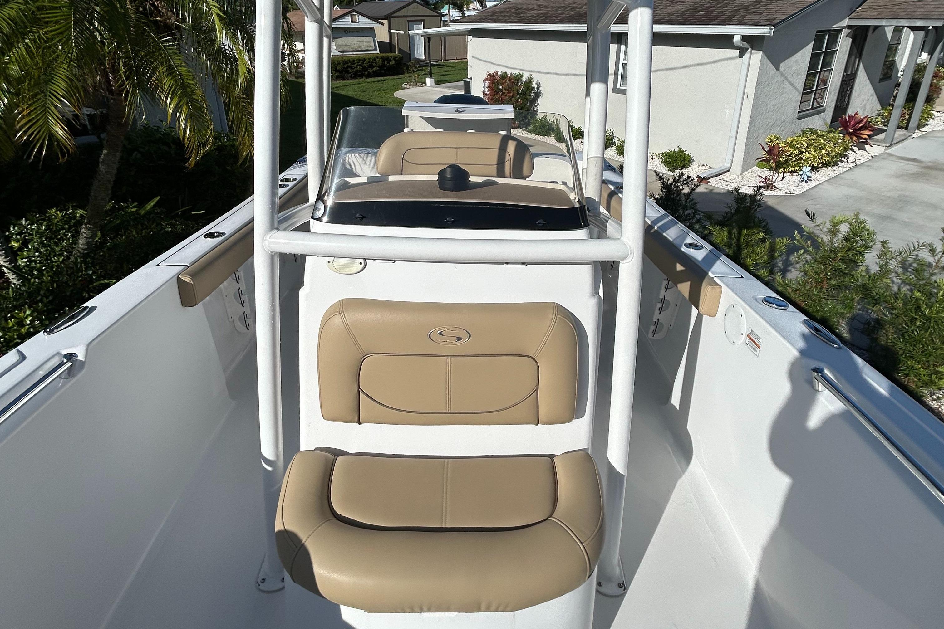 2017 Sportsman Heritage 231 Center Console-16