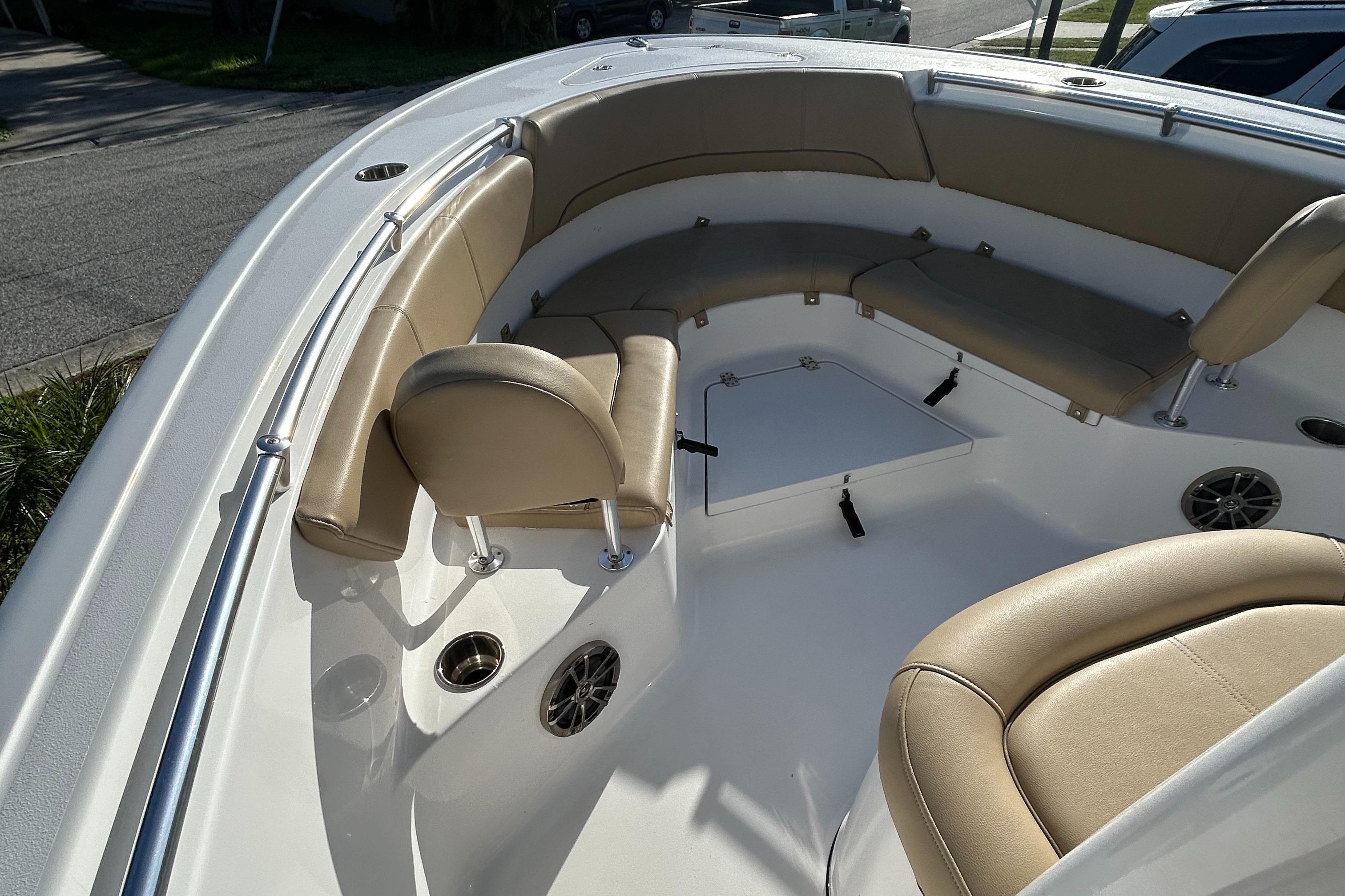 2017 Sportsman Heritage 231 Center Console-23