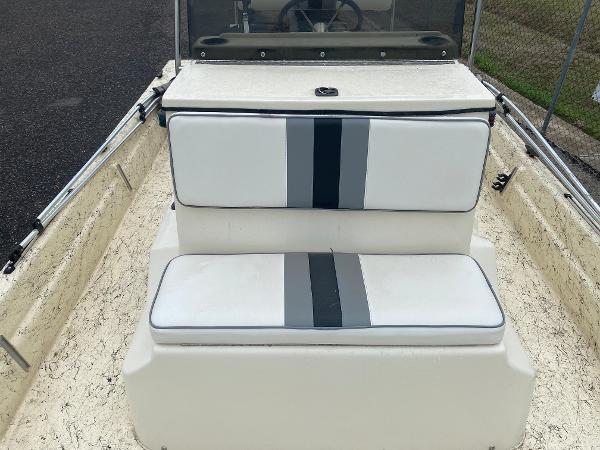 2004 Dargel boat for sale, model of the boat is Skout 210 & Image # 7 of 8