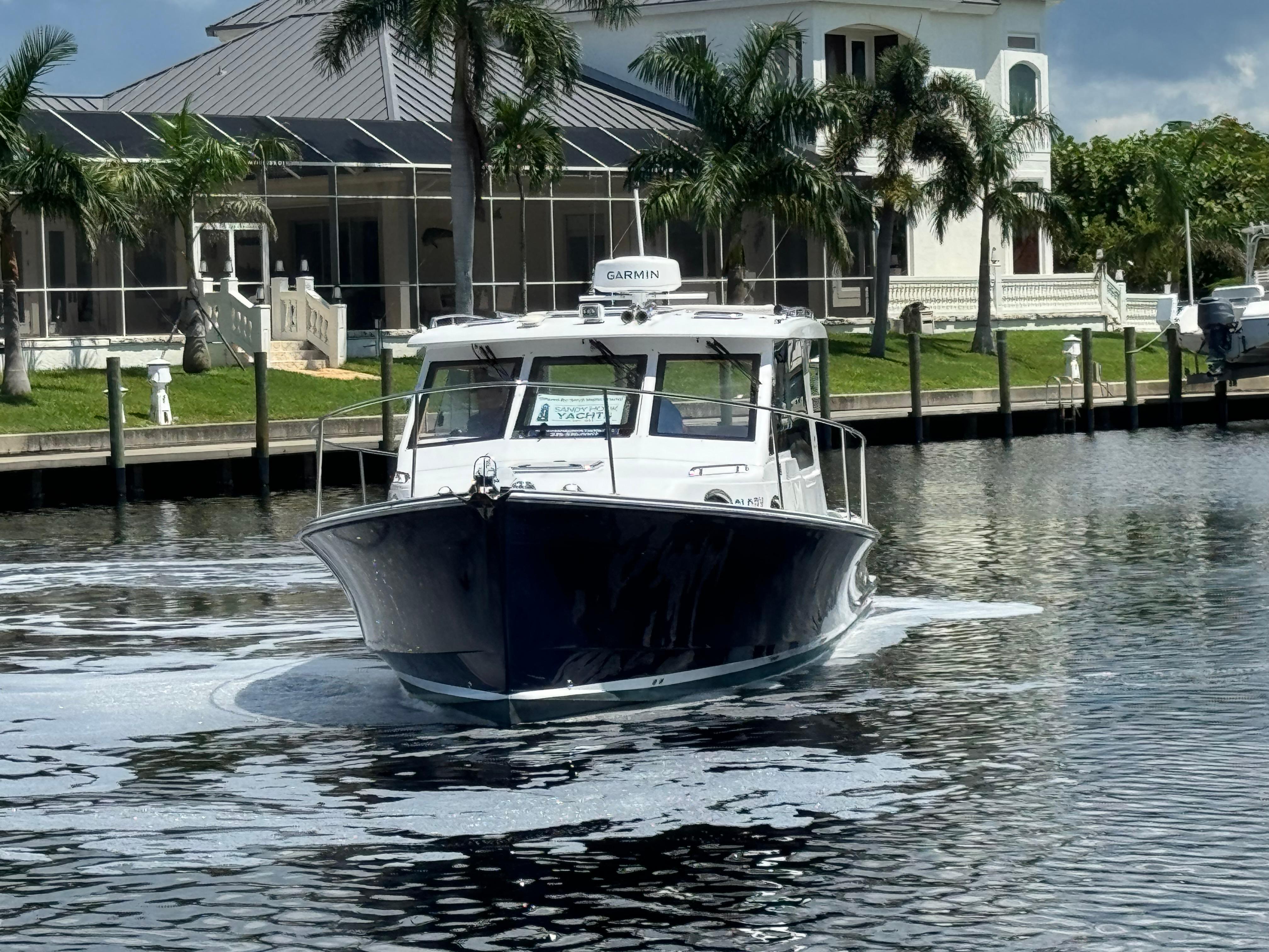 2023 Custom 34 outboard express