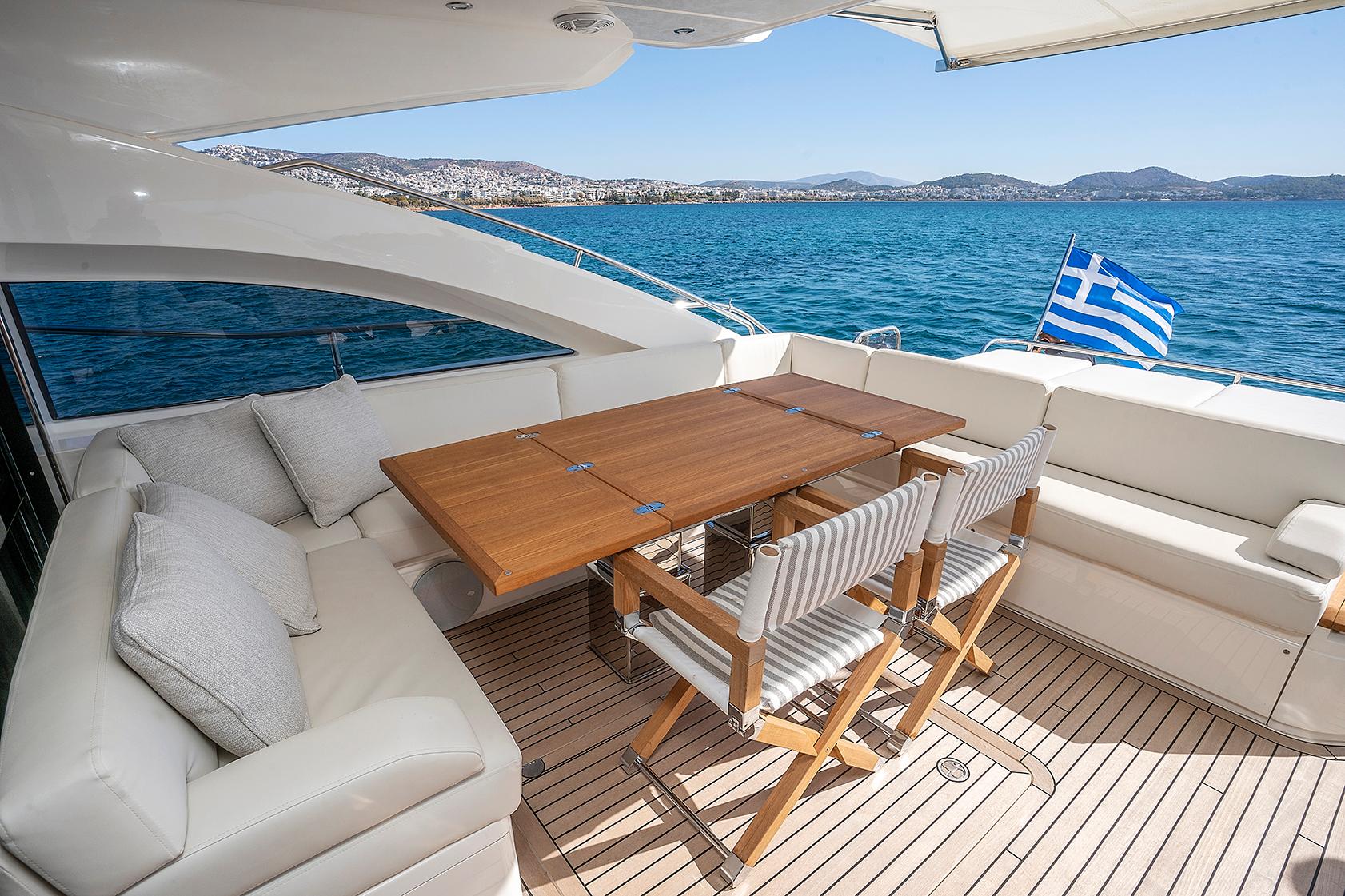 2013 Princess V72