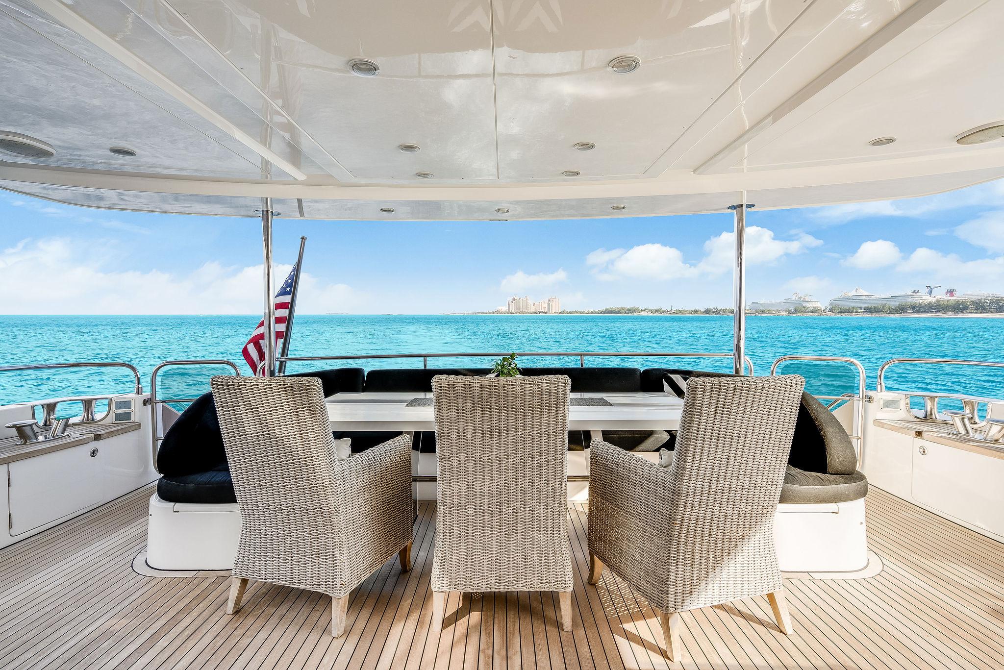 Aft Deck Seating