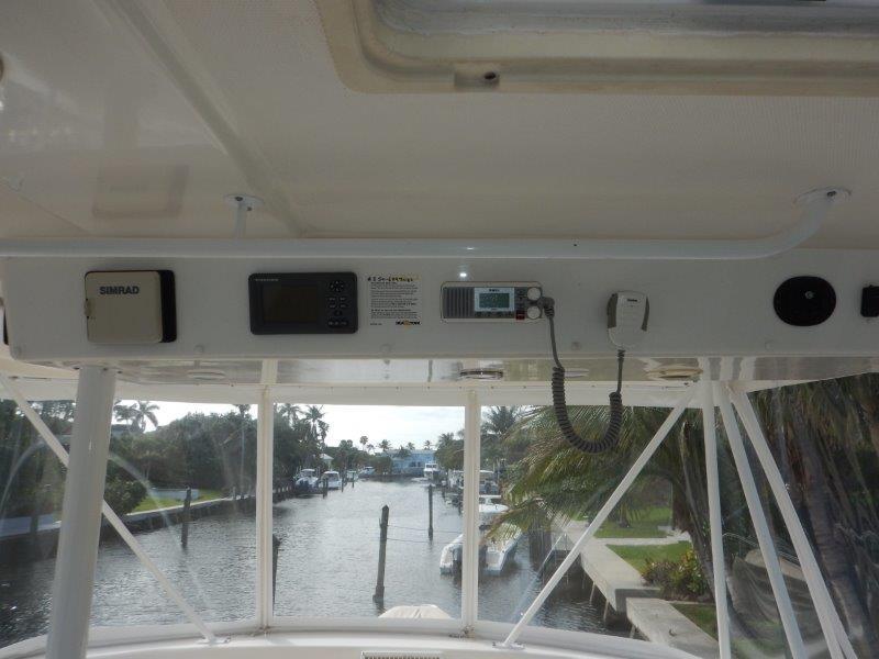 Riviera 43 FULL CIRCLE - Overhead Helm Electronics