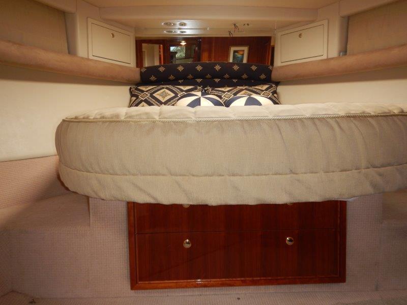 Riviera 43 FULL CIRCLE - Master Stateroom Under Bed Storage