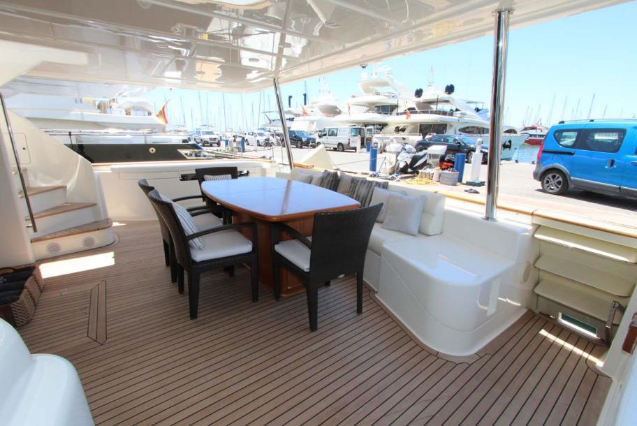 2009 Custom Line Navetta 26 All we need for today