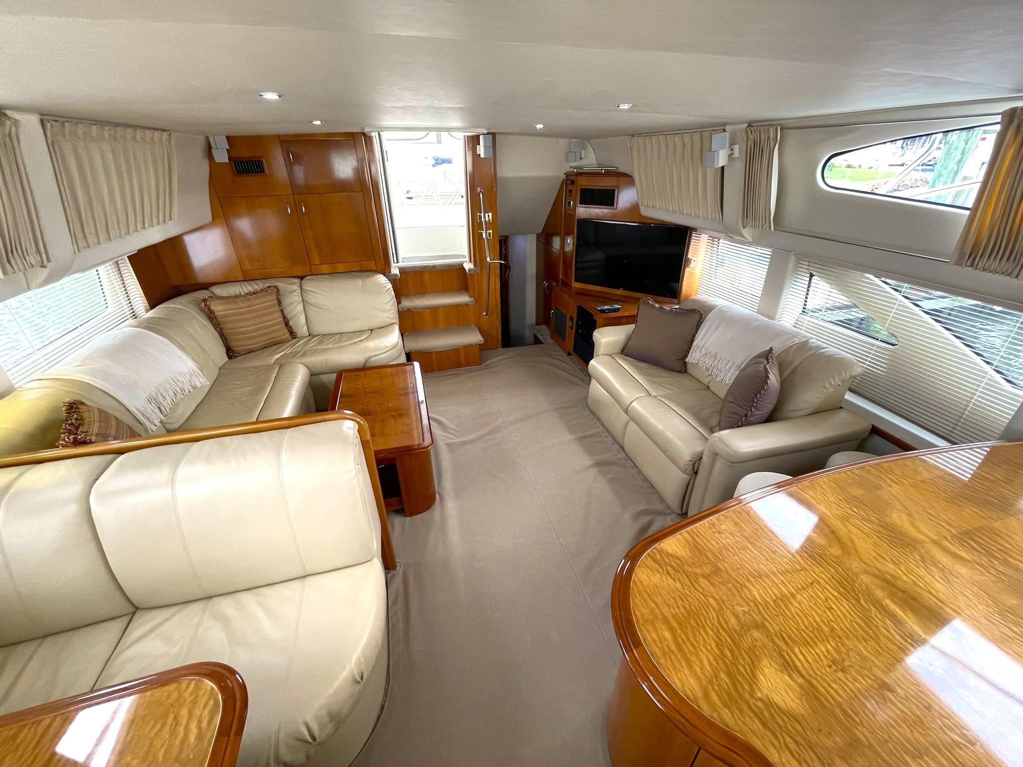 2006-carver-466-motor-yacht-power-9800780-20250520065059321-1_XLARGE