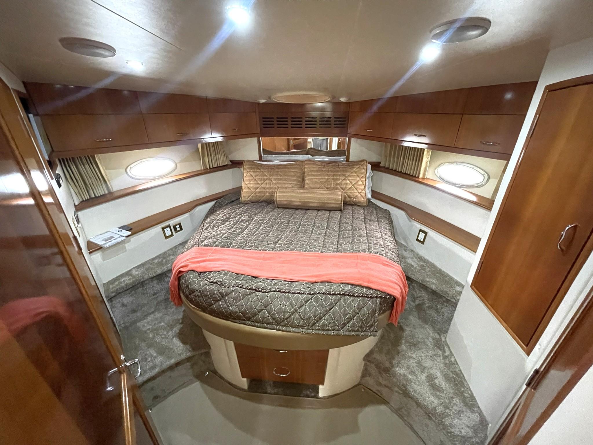 2006-carver-466-motor-yacht-power-9800780-20250520065909891-1_XLARGE