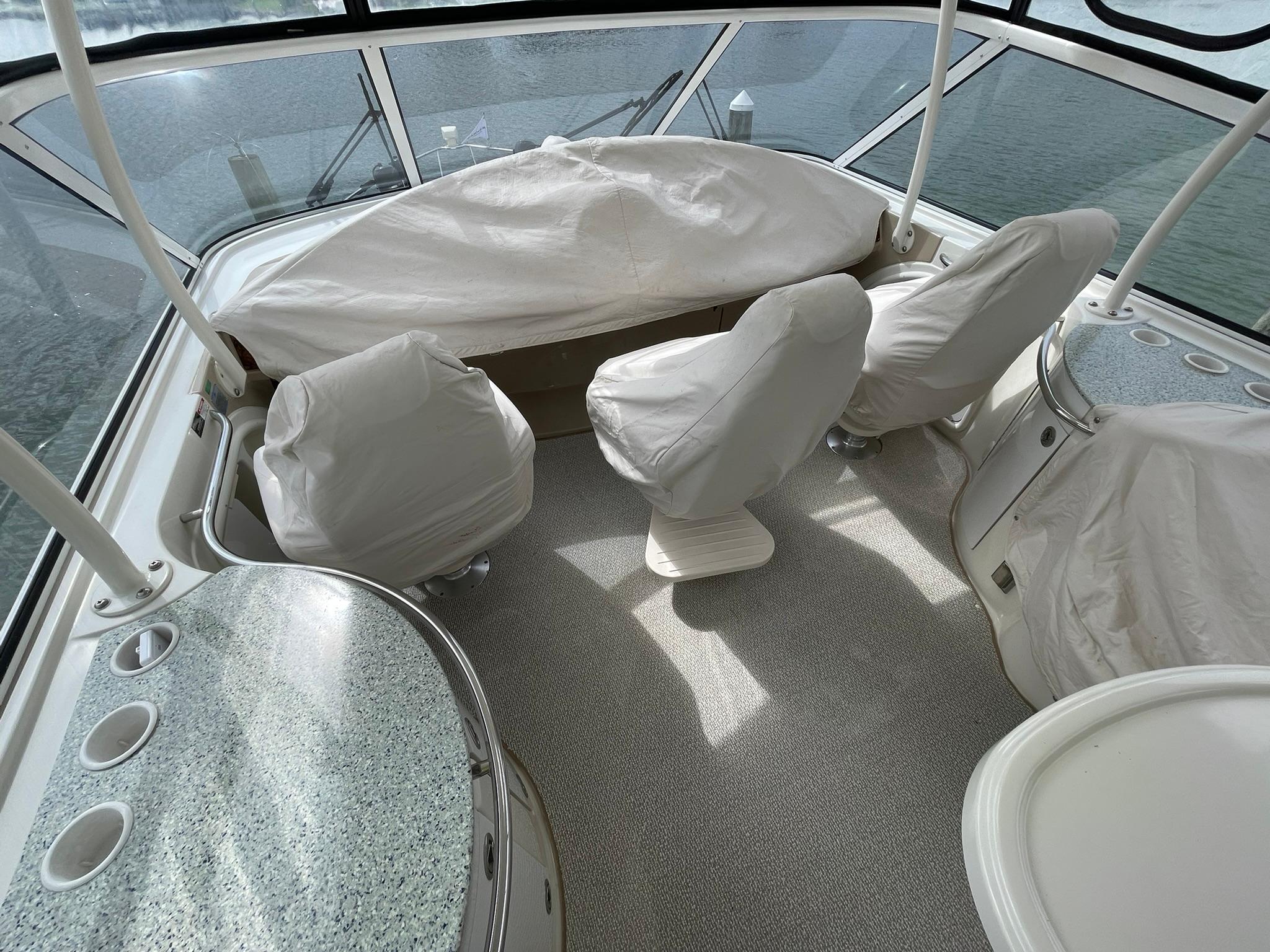 2006-carver-466-motor-yacht-power-9800780-20250520070846195-1_XLARGE