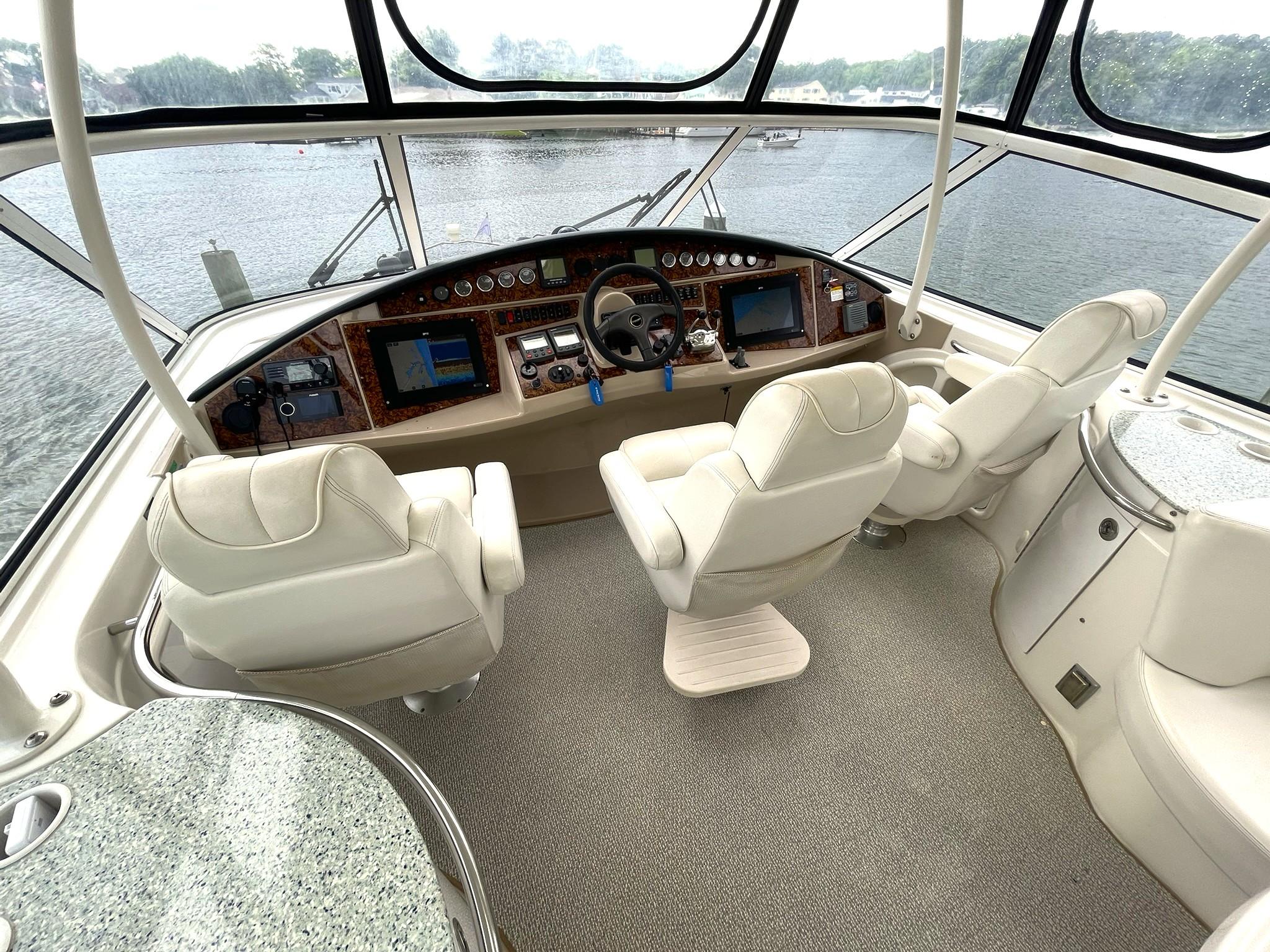 2006-carver-466-motor-yacht-power-9800780-20250520070910239-1_XLARGE