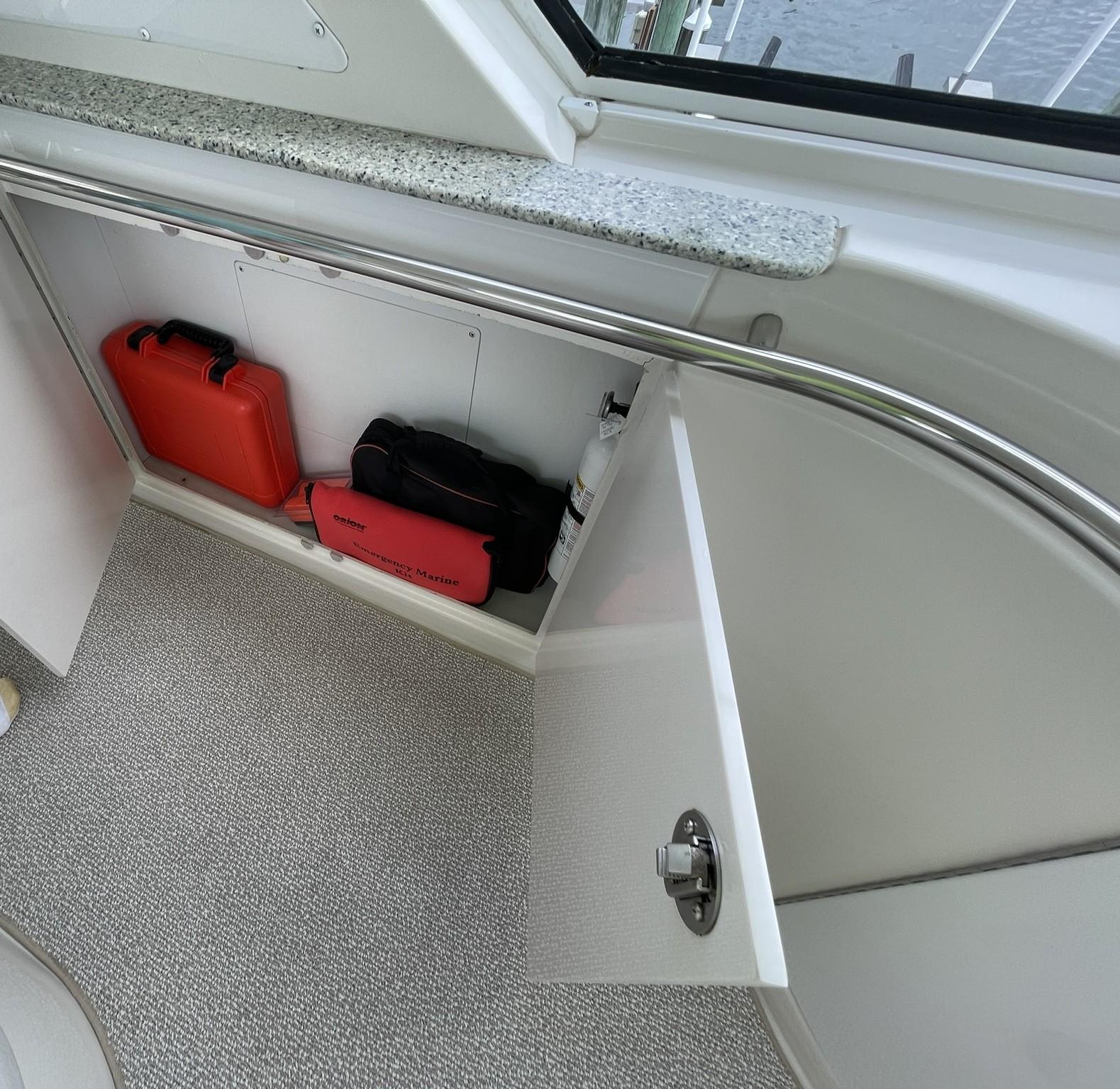2006-carver-466-motor-yacht-power-9800780-20250520070914204-1_XLARGE